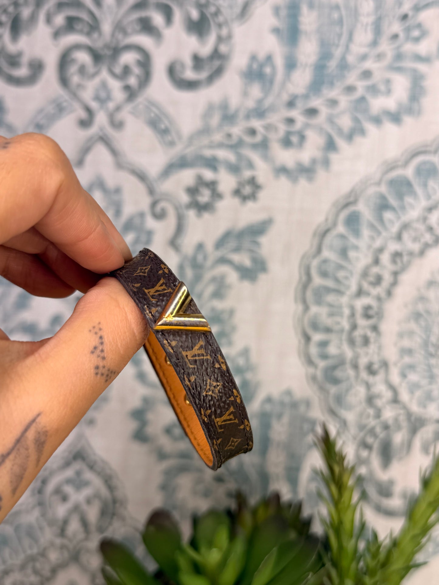 Louis Vuitton Essential V Bracelet