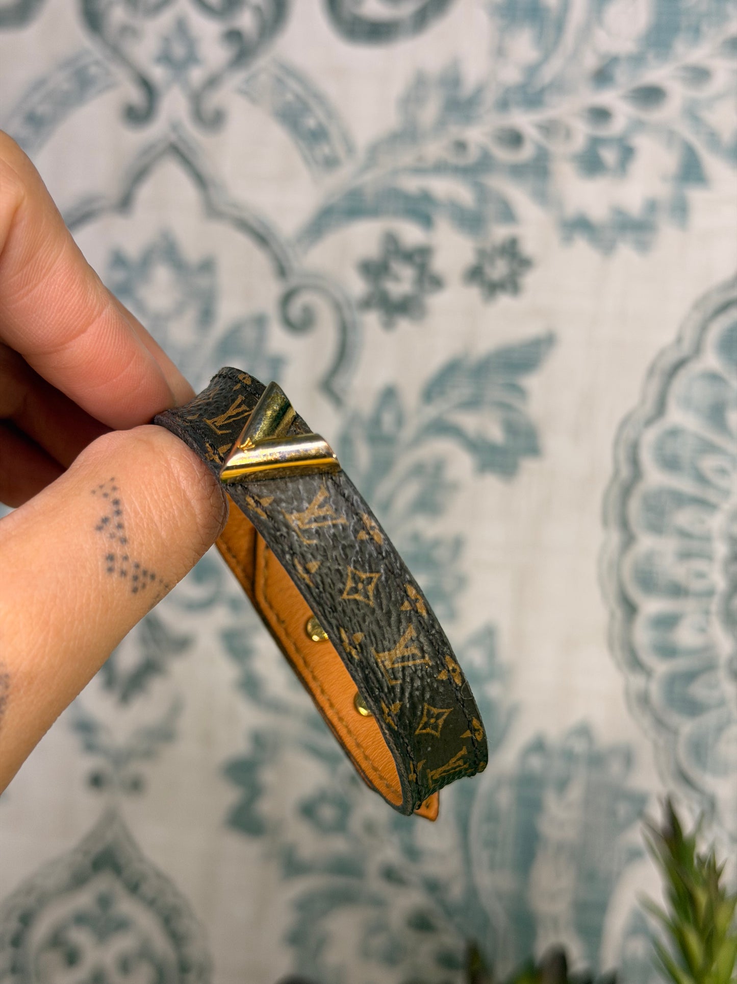 Louis Vuitton Essential V Bracelet
