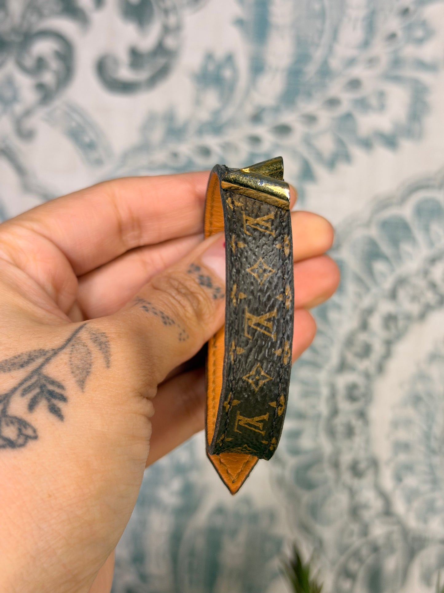 Louis Vuitton Essential V Bracelet