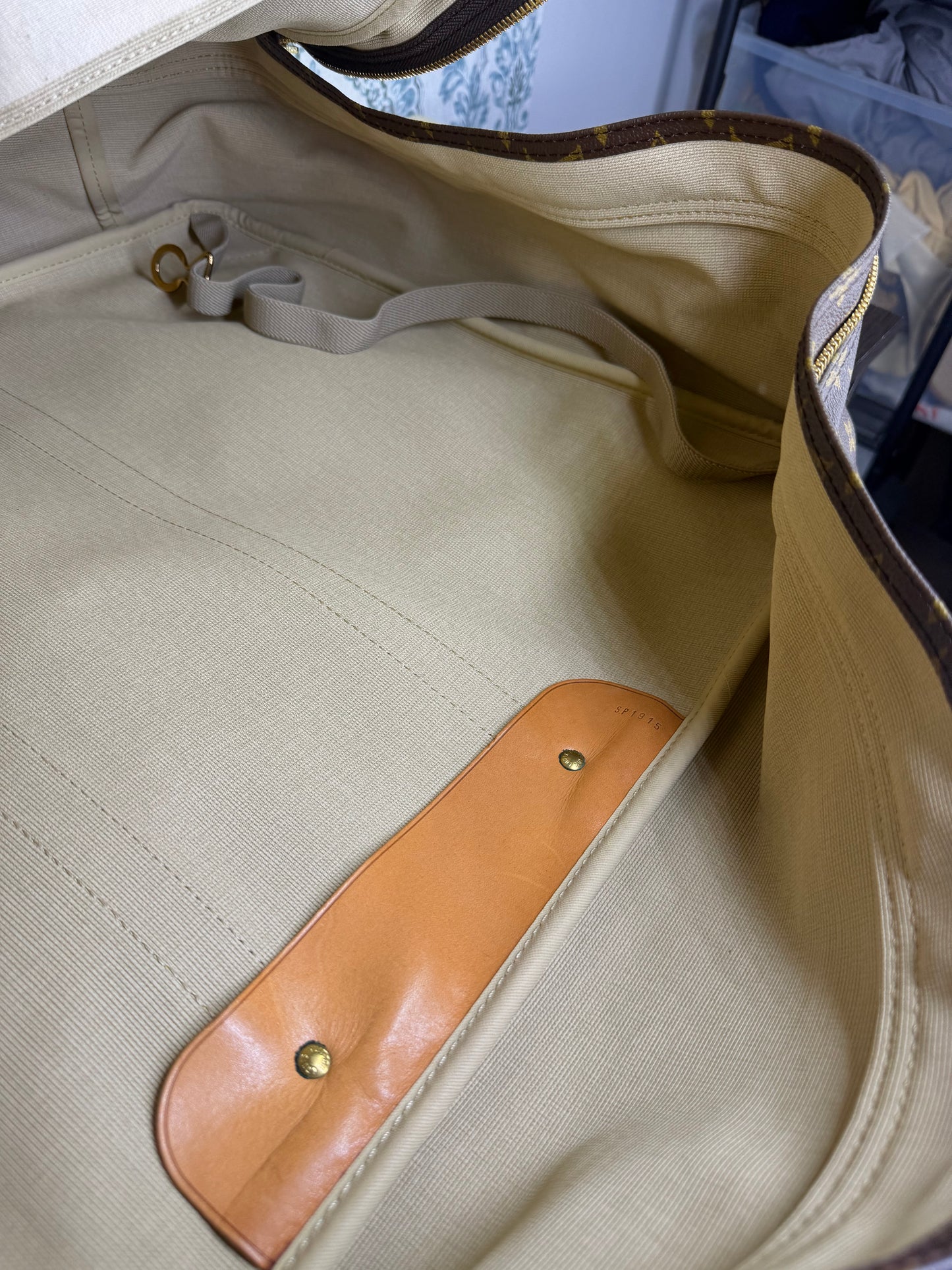 Louis Vuitton Sirius 55 Soft Suit Case