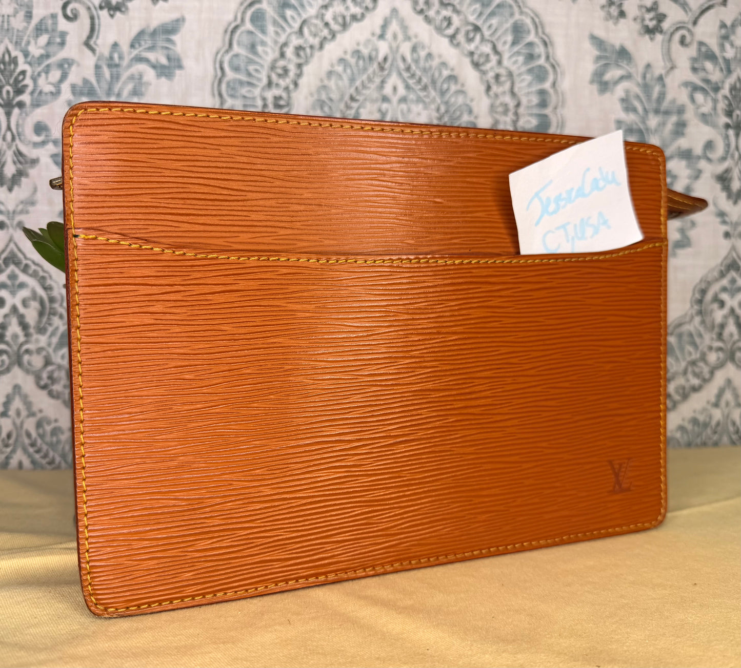 Louis Vuitton Pochette Epi Gold Homme Clutch