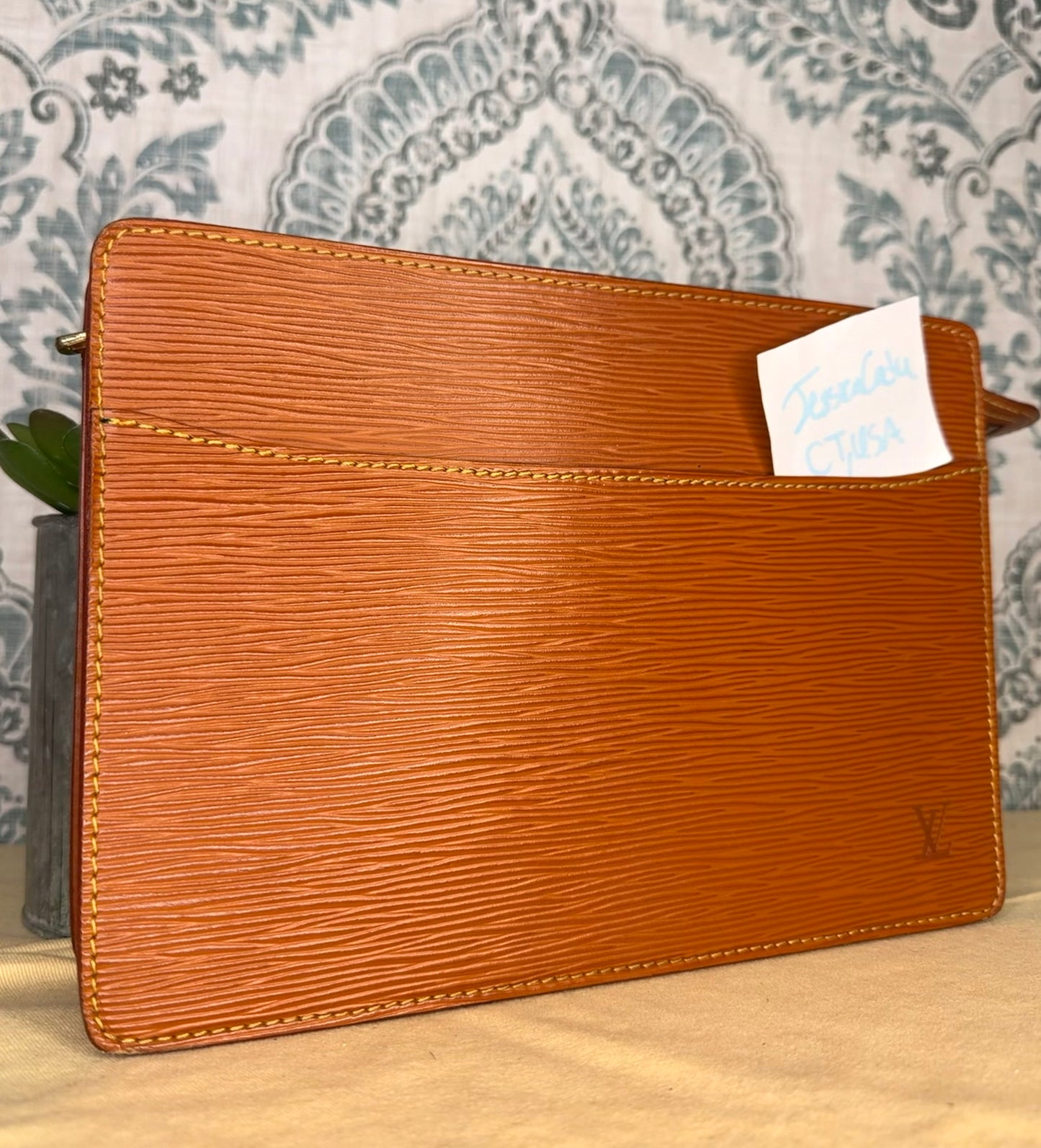 Louis Vuitton Pochette Epi Gold Homme Clutch