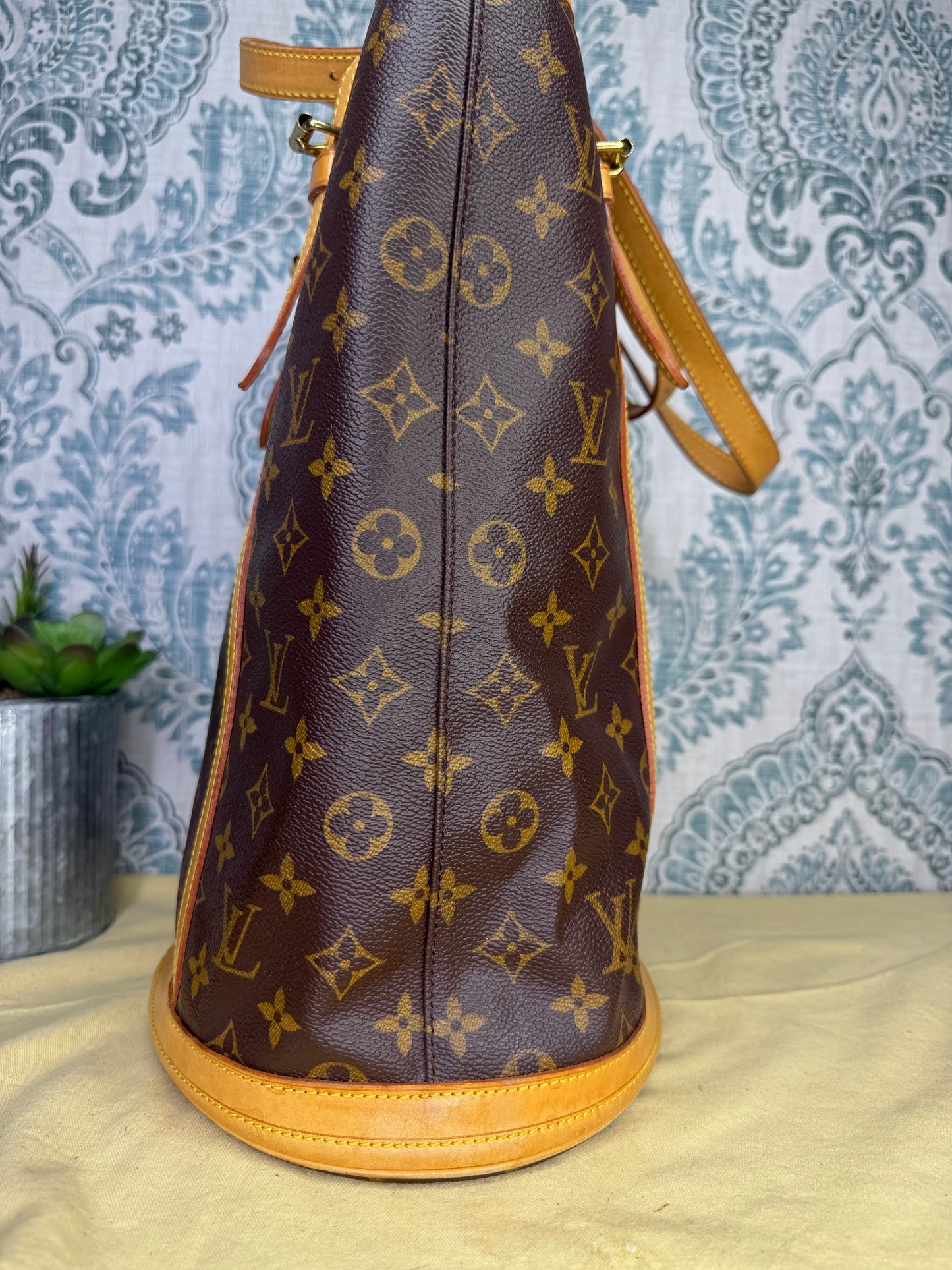 Louis Vuitton Bucket GM #2