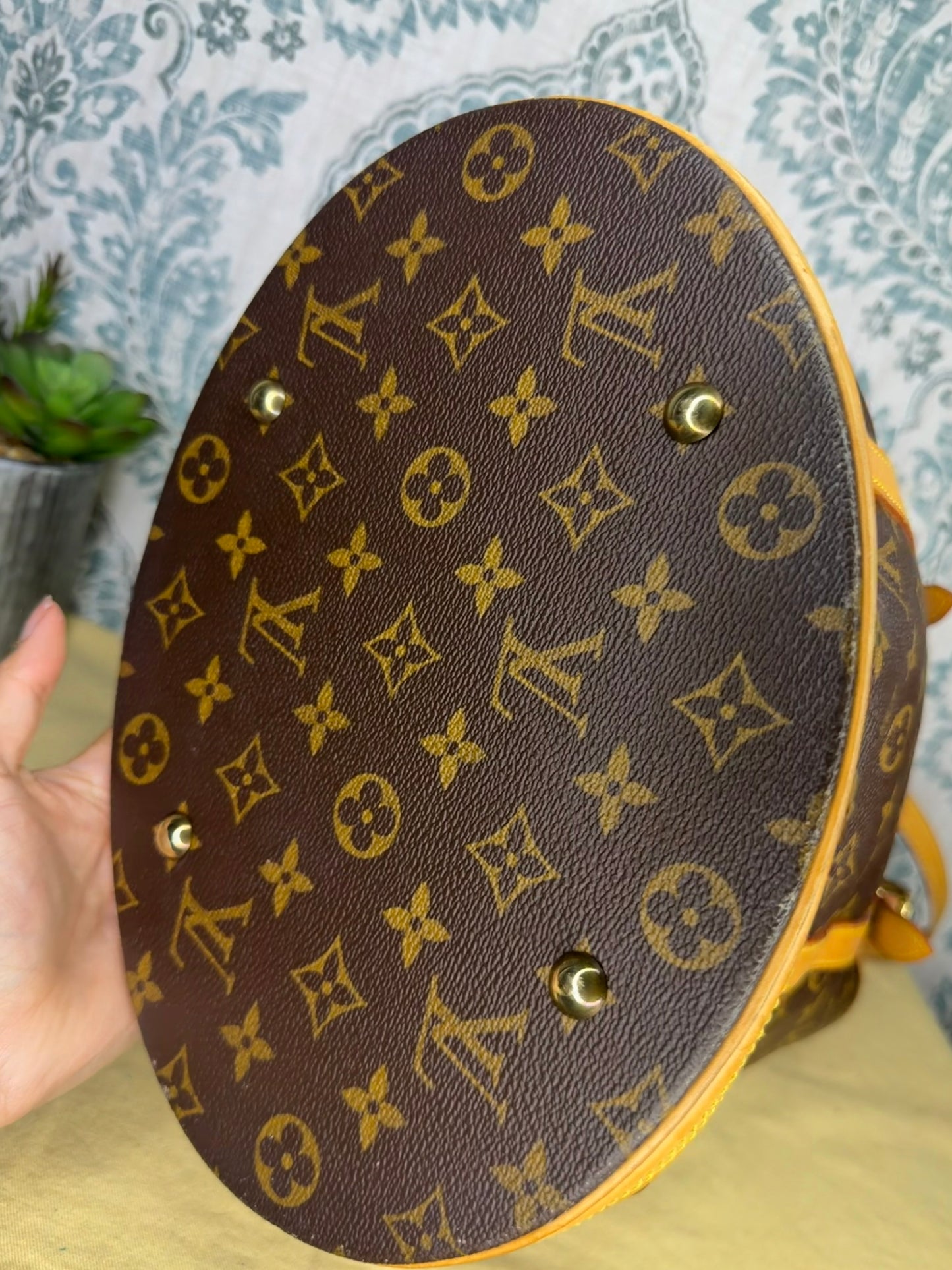 Louis Vuitton Bucket GM #2