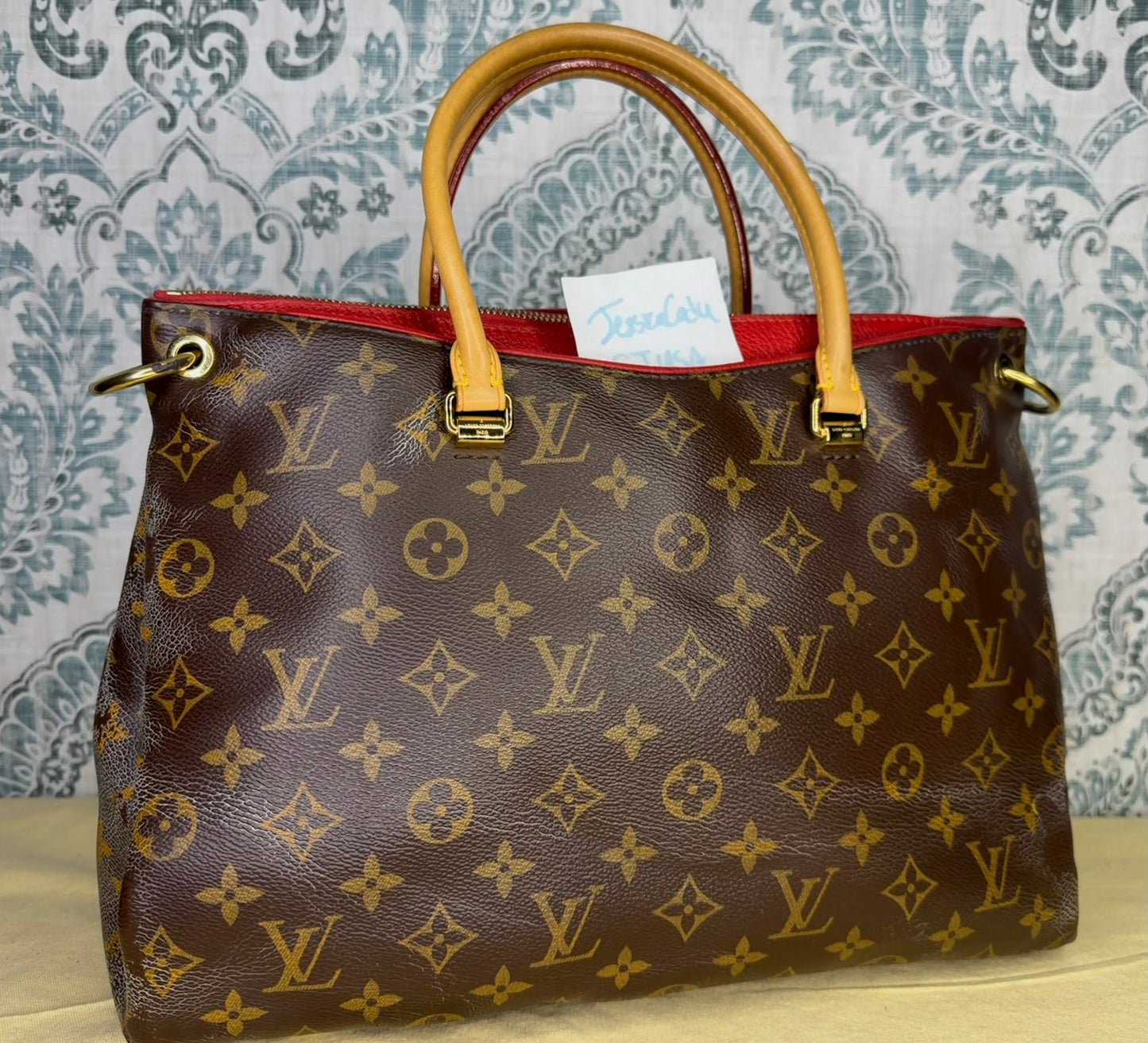 Louis Vuitton Pallas MM