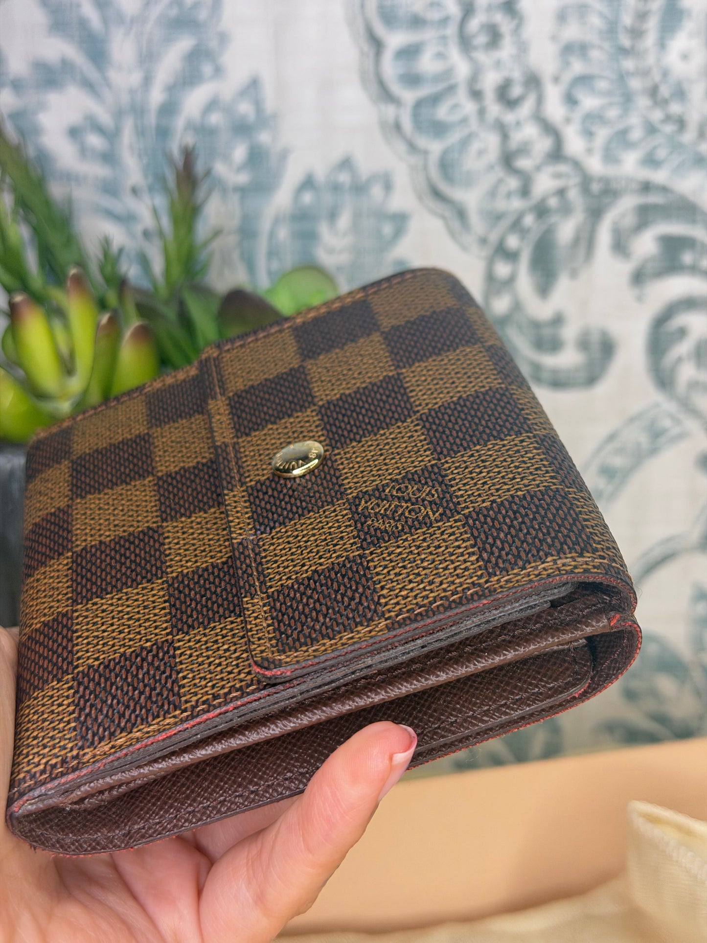 Louis Vuitton Damier Ebene Elise Wallet