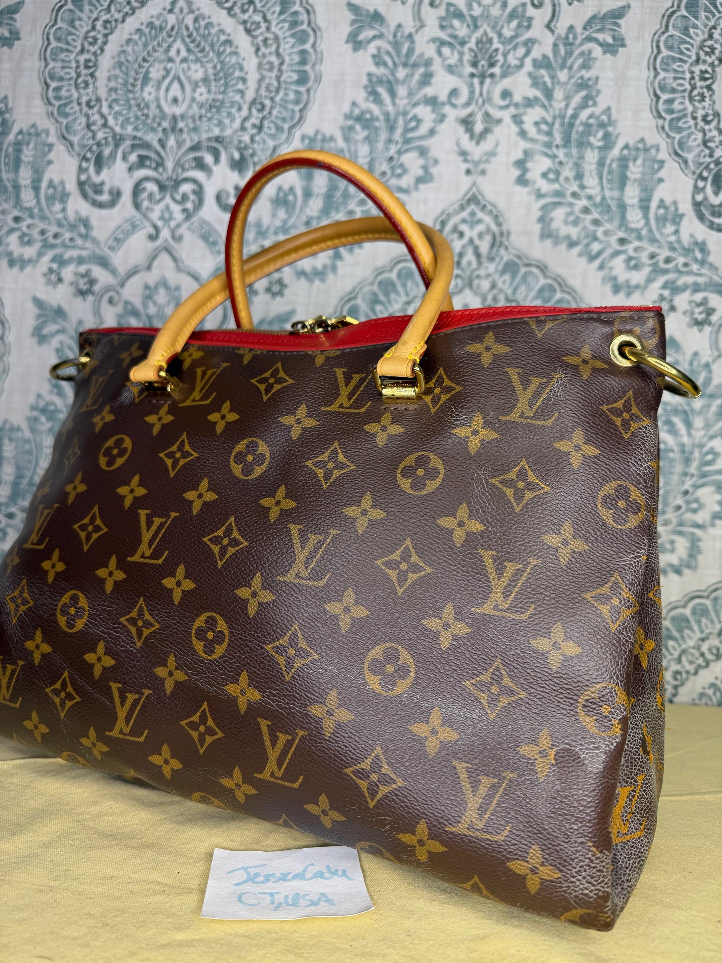 Louis Vuitton Pallas MM