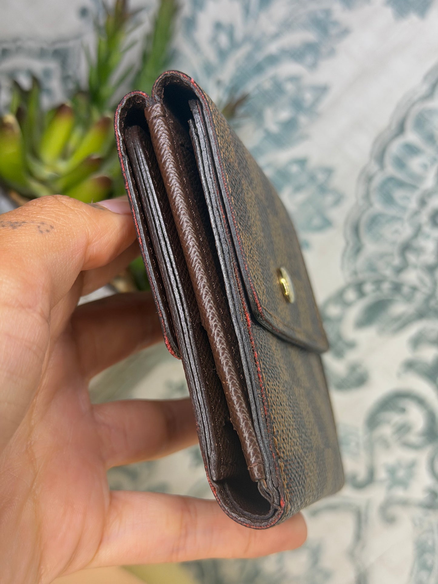 Louis Vuitton Damier Ebene Elise Wallet