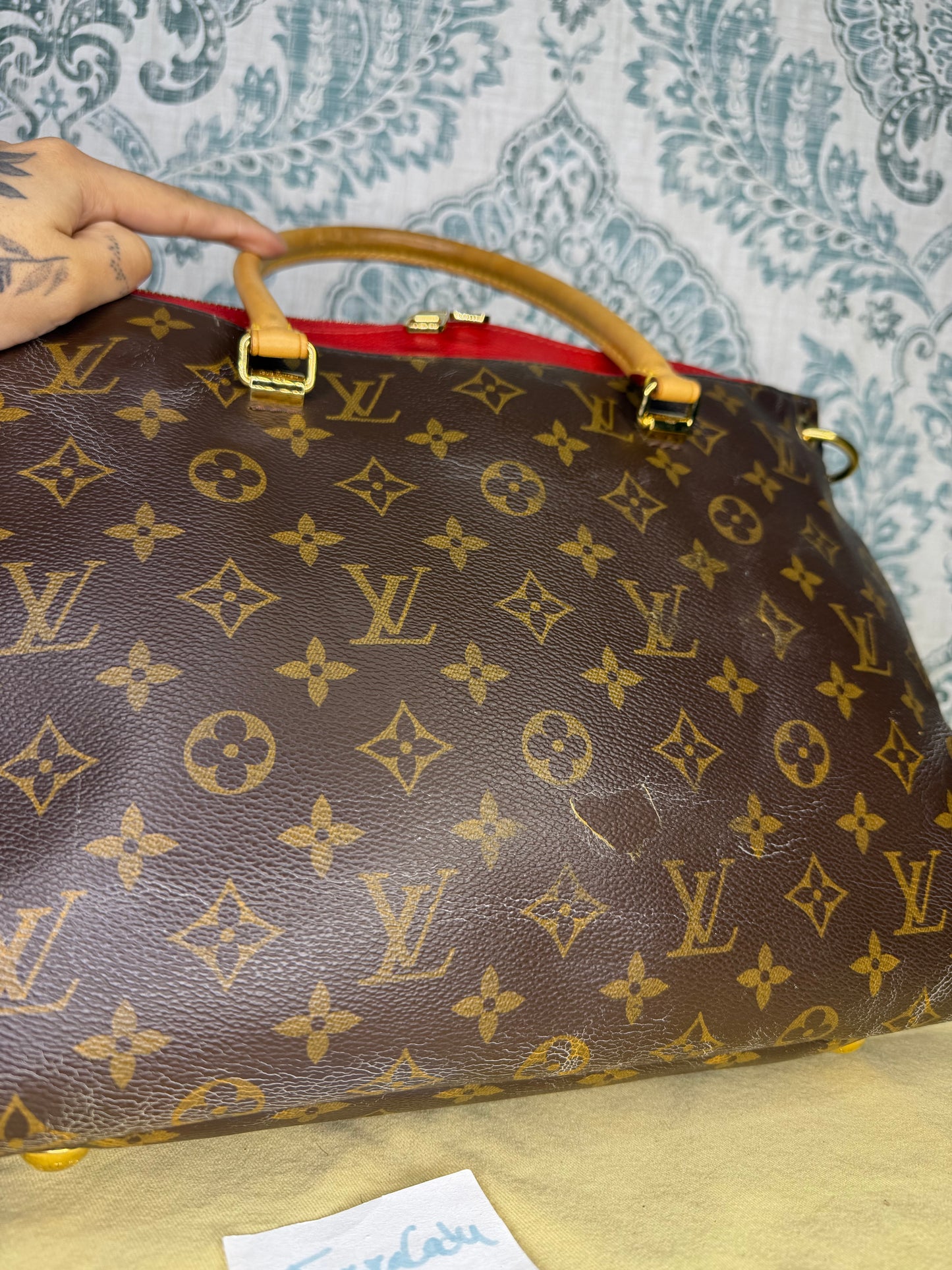 Louis Vuitton Pallas MM