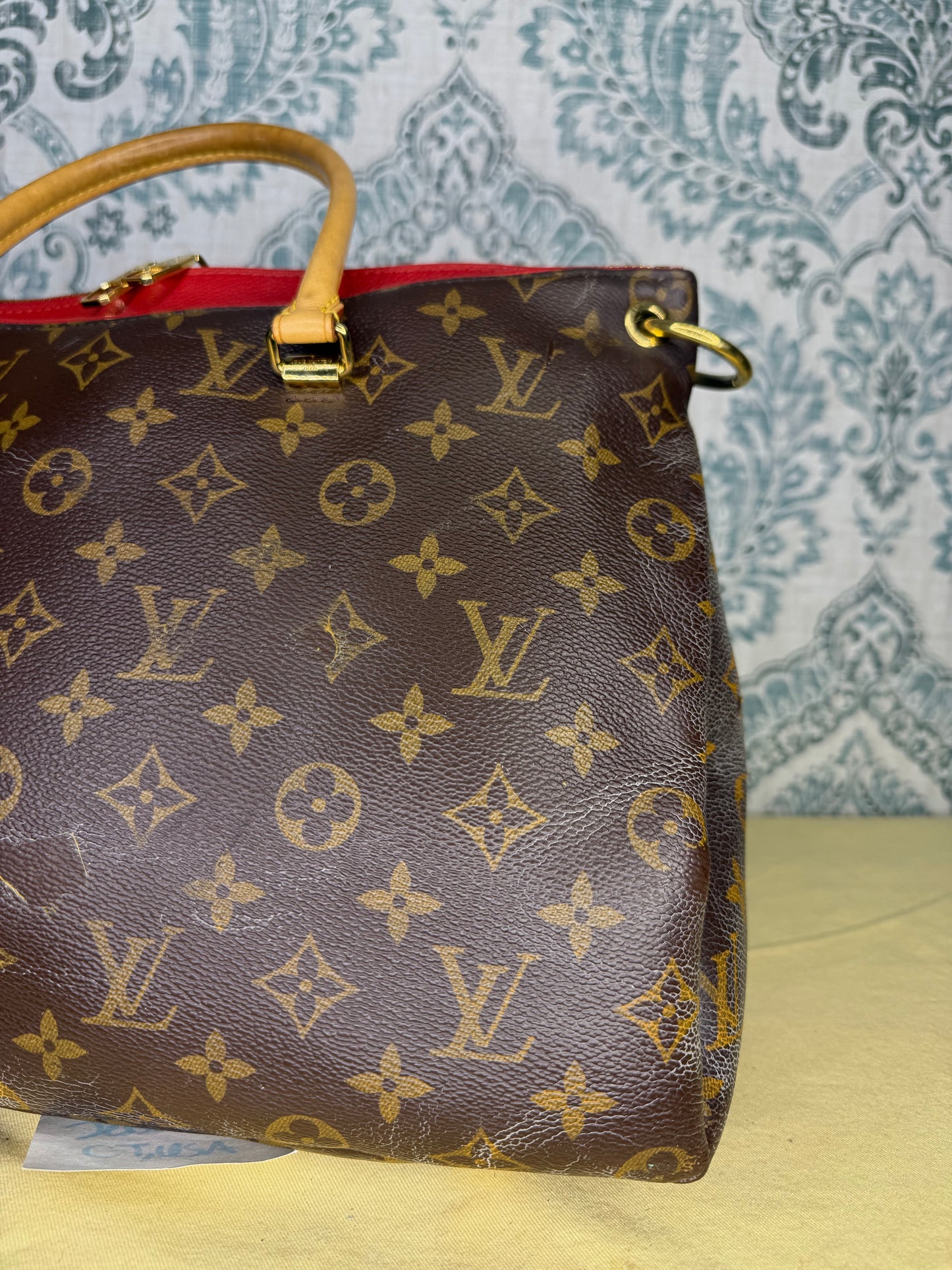 Louis Vuitton Pallas MM