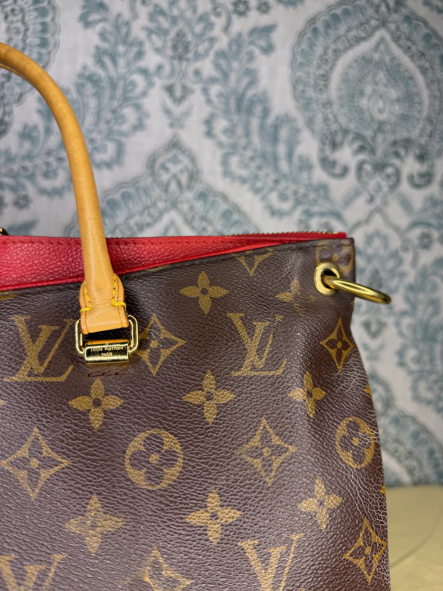 Louis Vuitton Pallas MM
