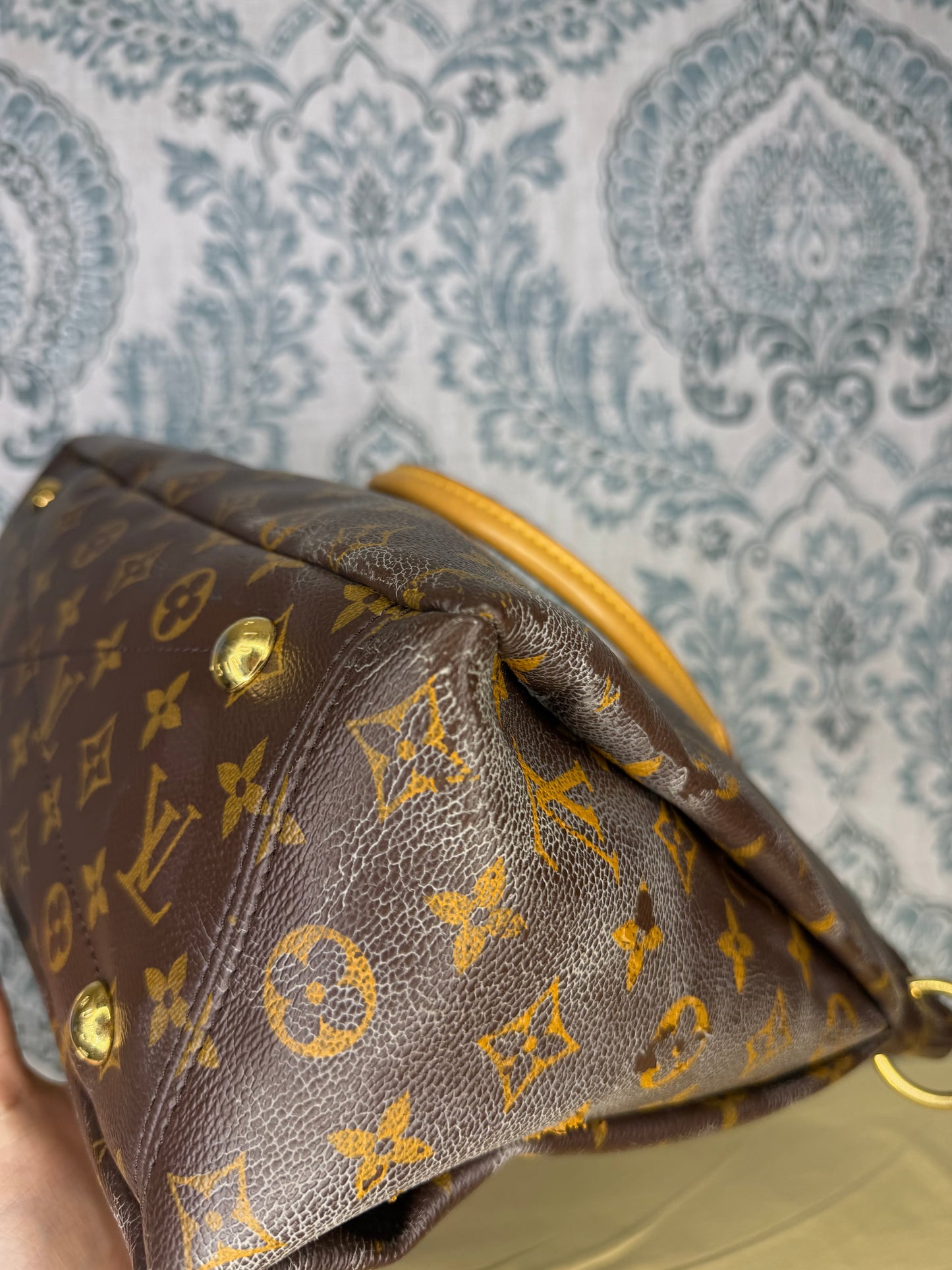 Louis Vuitton Pallas MM
