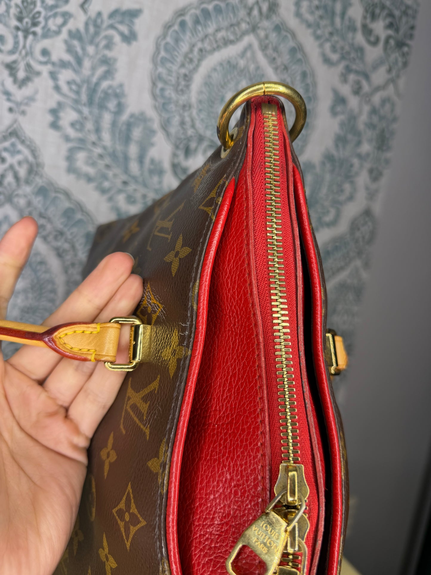 Louis Vuitton Pallas MM