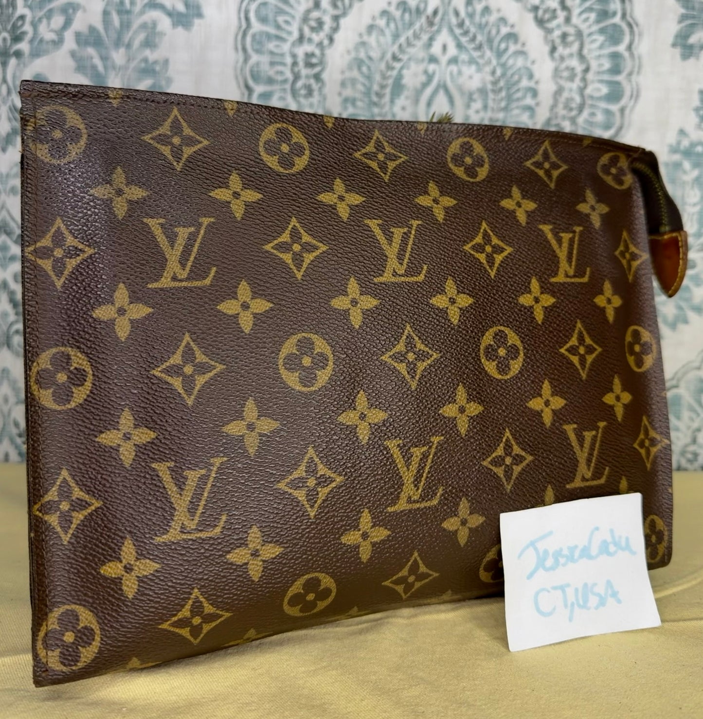 Louis Vuitton Monogram Toiletry 26