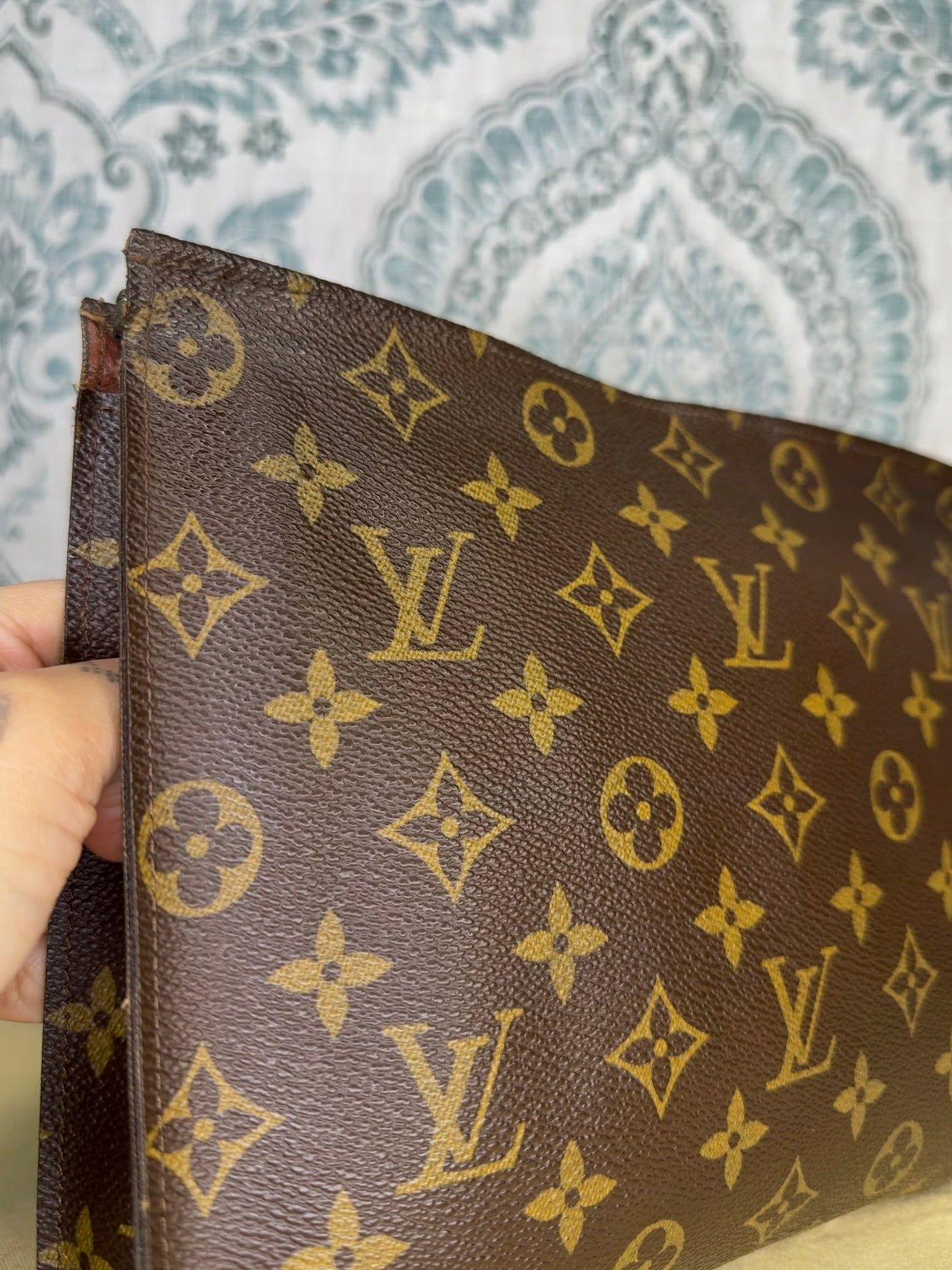 Louis Vuitton Monogram Toiletry 26