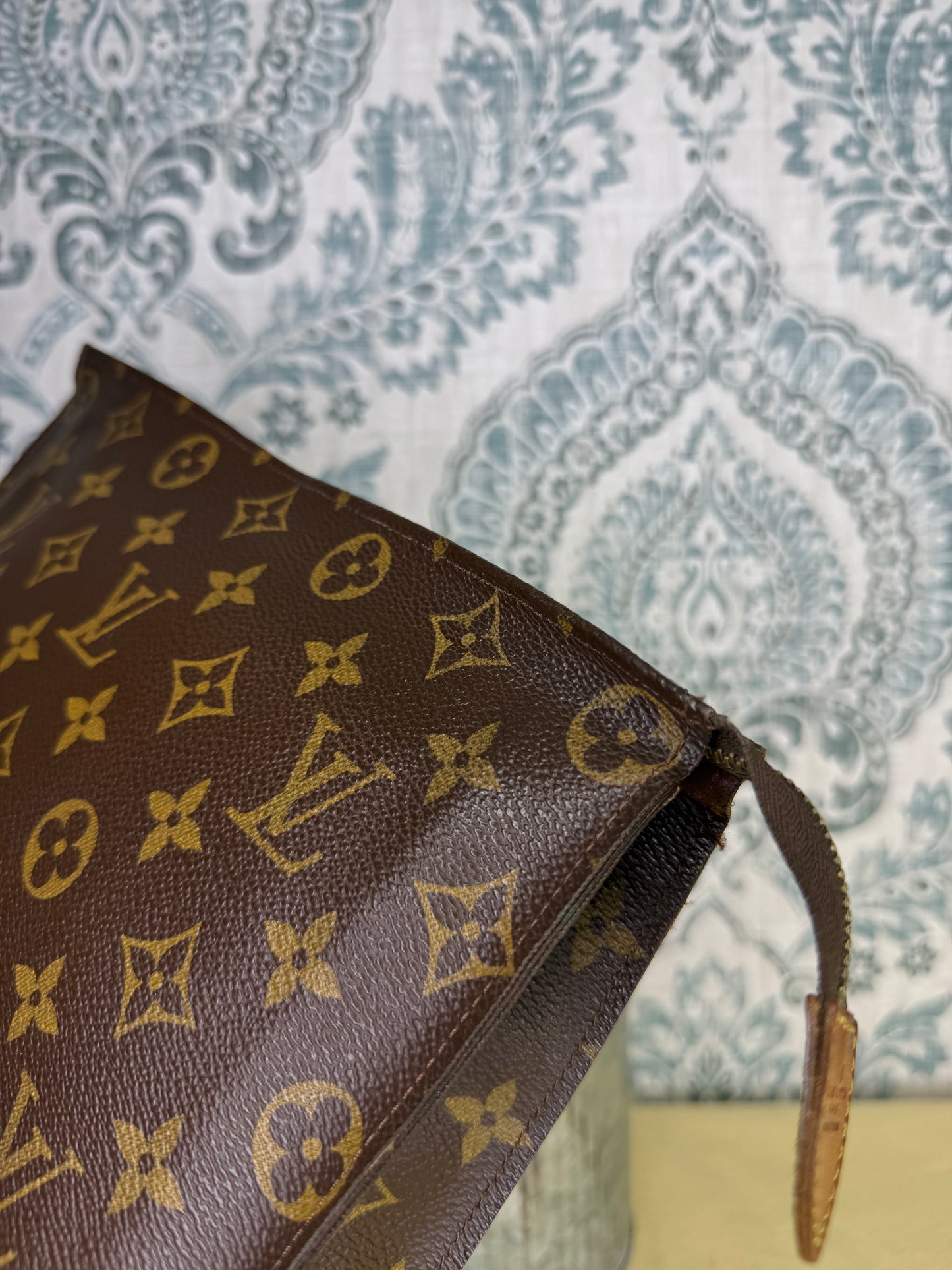Louis Vuitton Monogram Toiletry 26