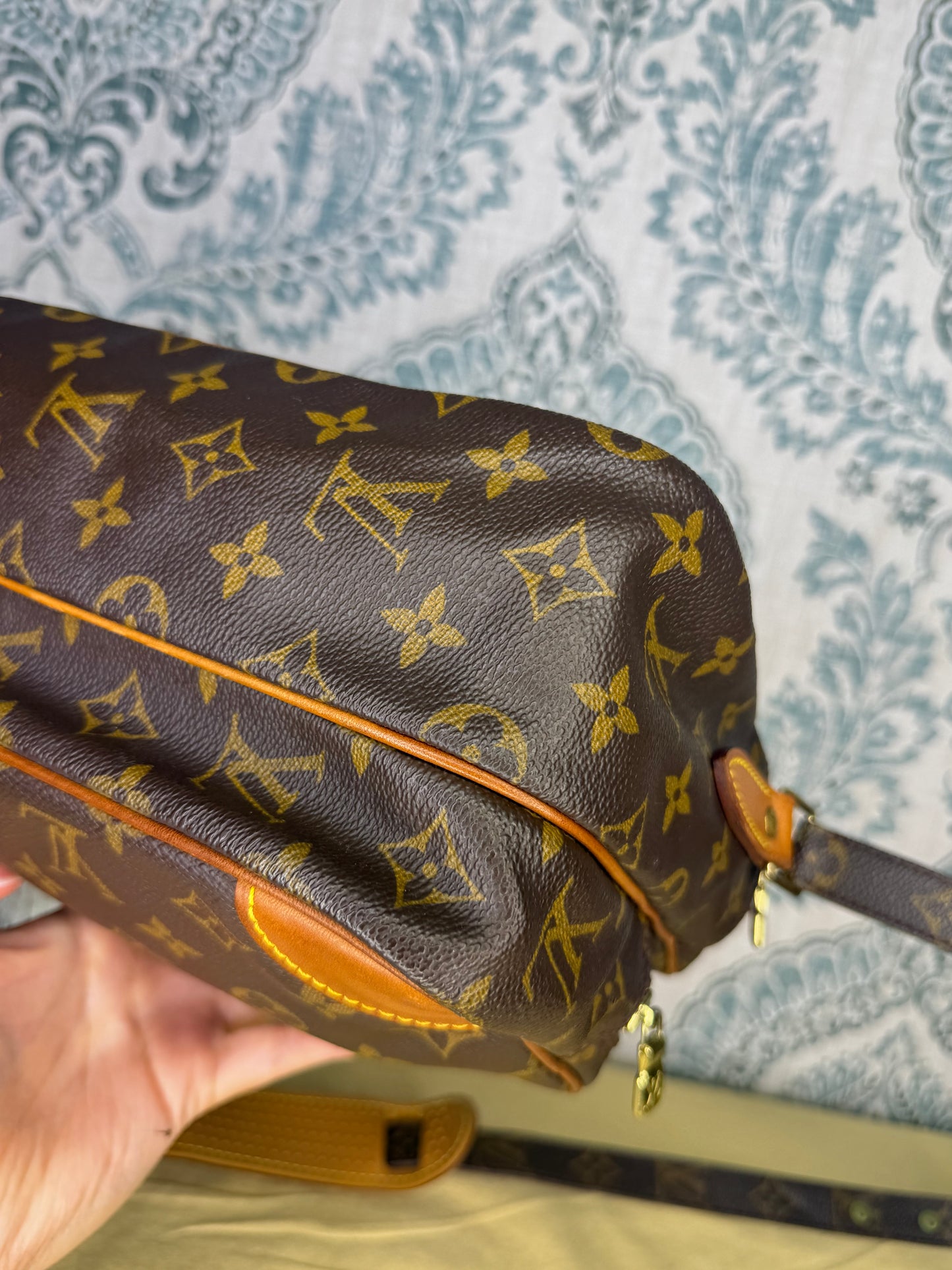 Louis Vuitton Nile PM