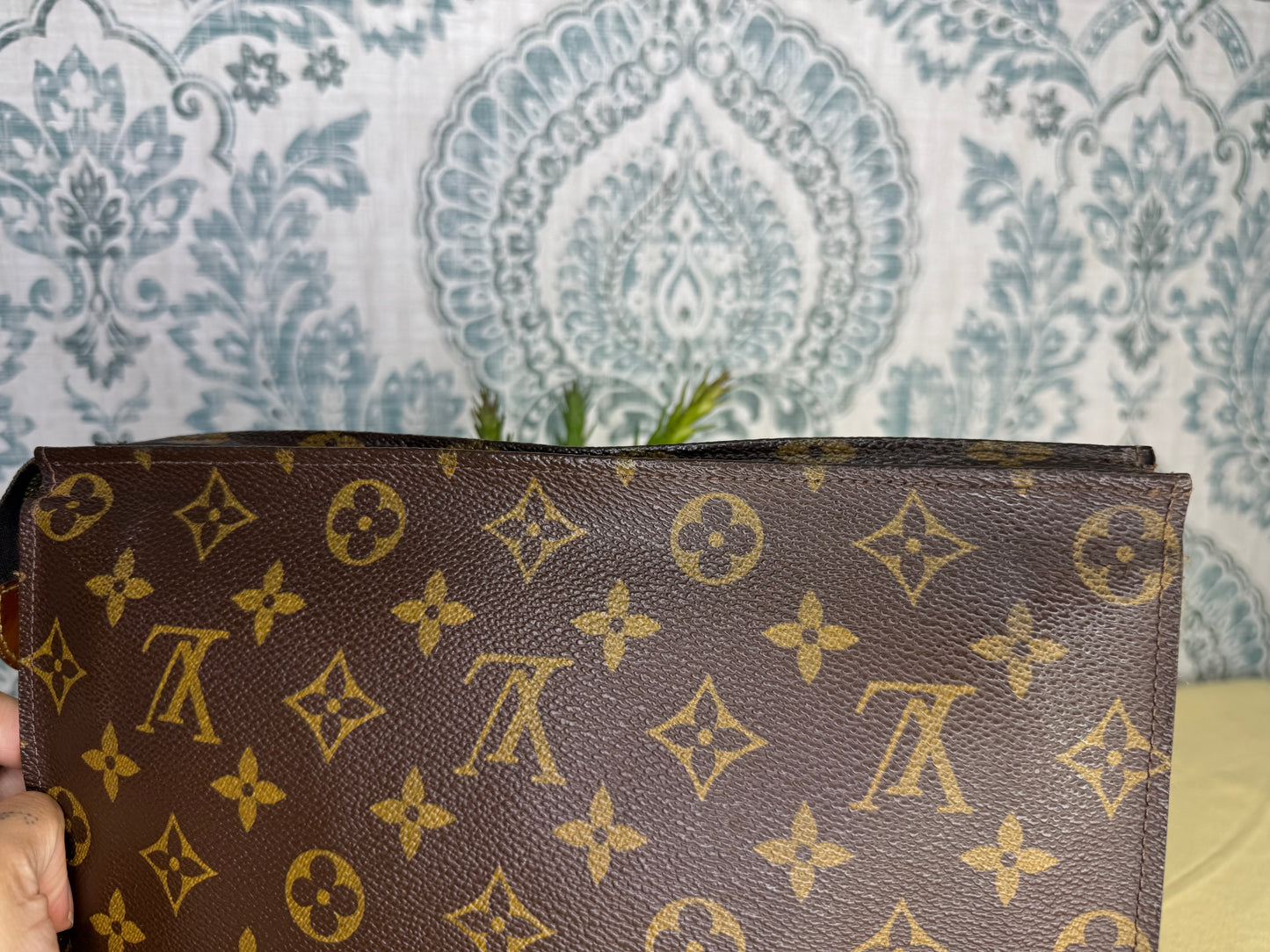 Louis Vuitton Monogram Toiletry 26