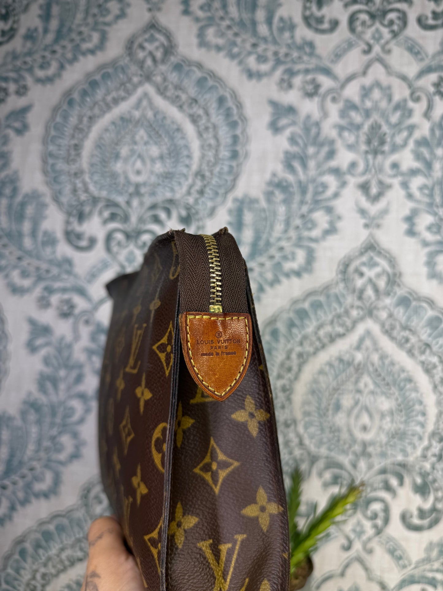 Louis Vuitton Monogram Toiletry 26