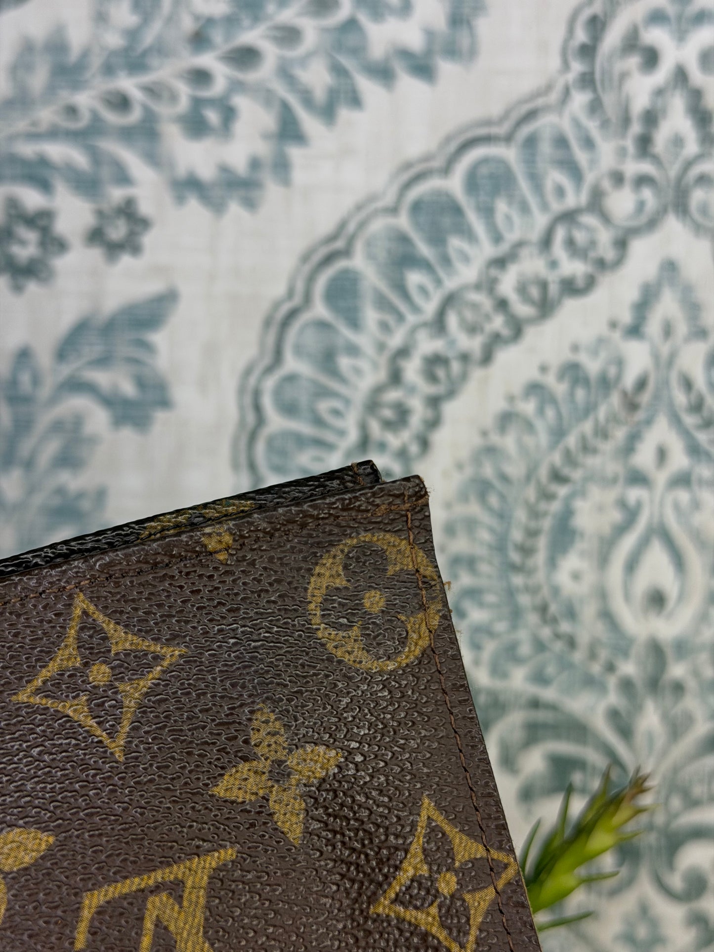 Louis Vuitton Monogram Toiletry 26