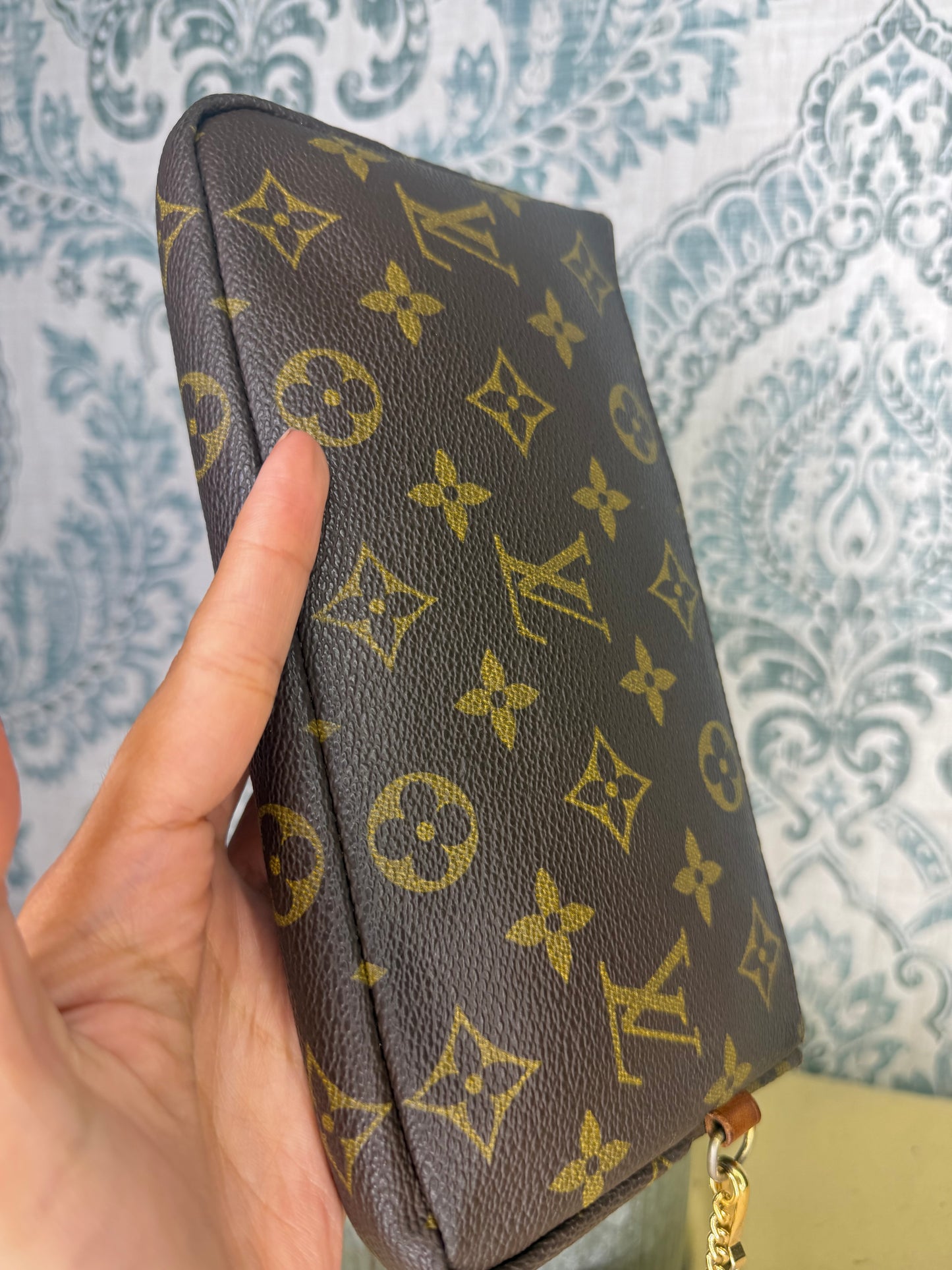 Louis Vuitton Sac Shopping Pouch #1