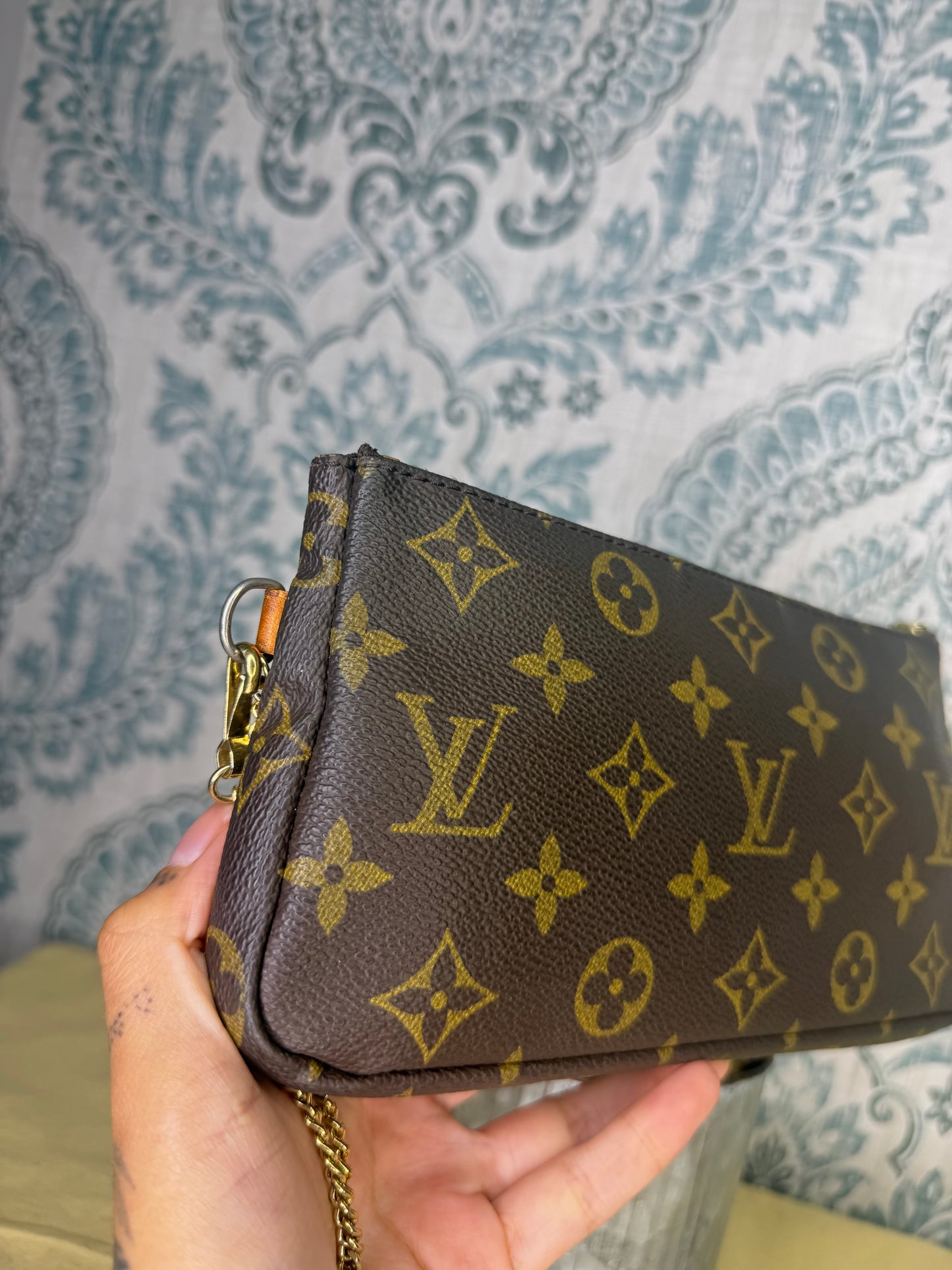 Louis Vuitton Sac Shopping Pouch #1