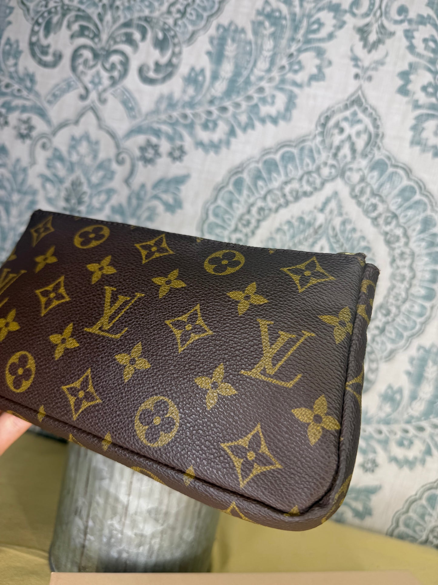 Louis Vuitton Sac Shopping Pouch #1