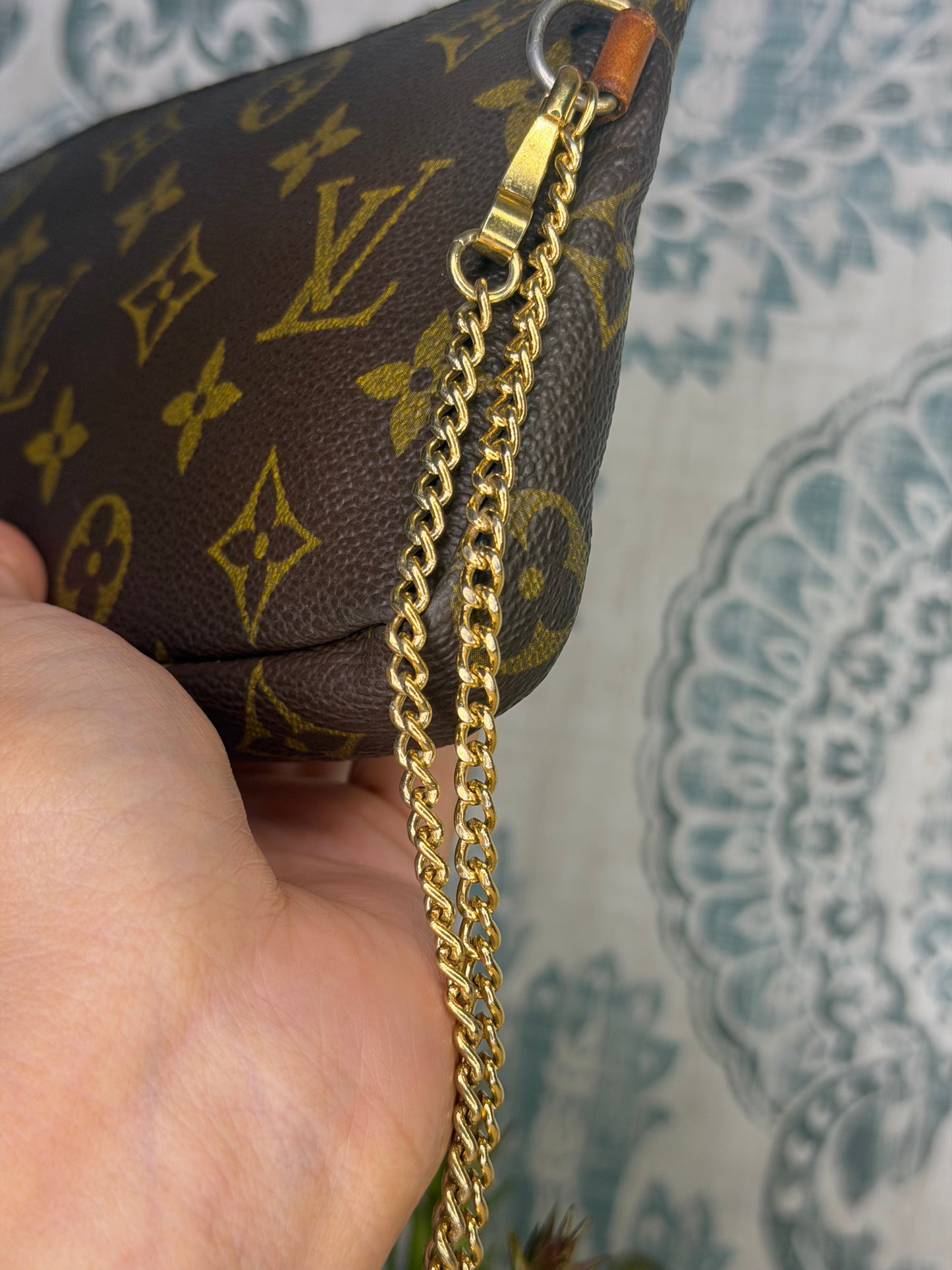 Louis Vuitton Sac Shopping Pouch #1