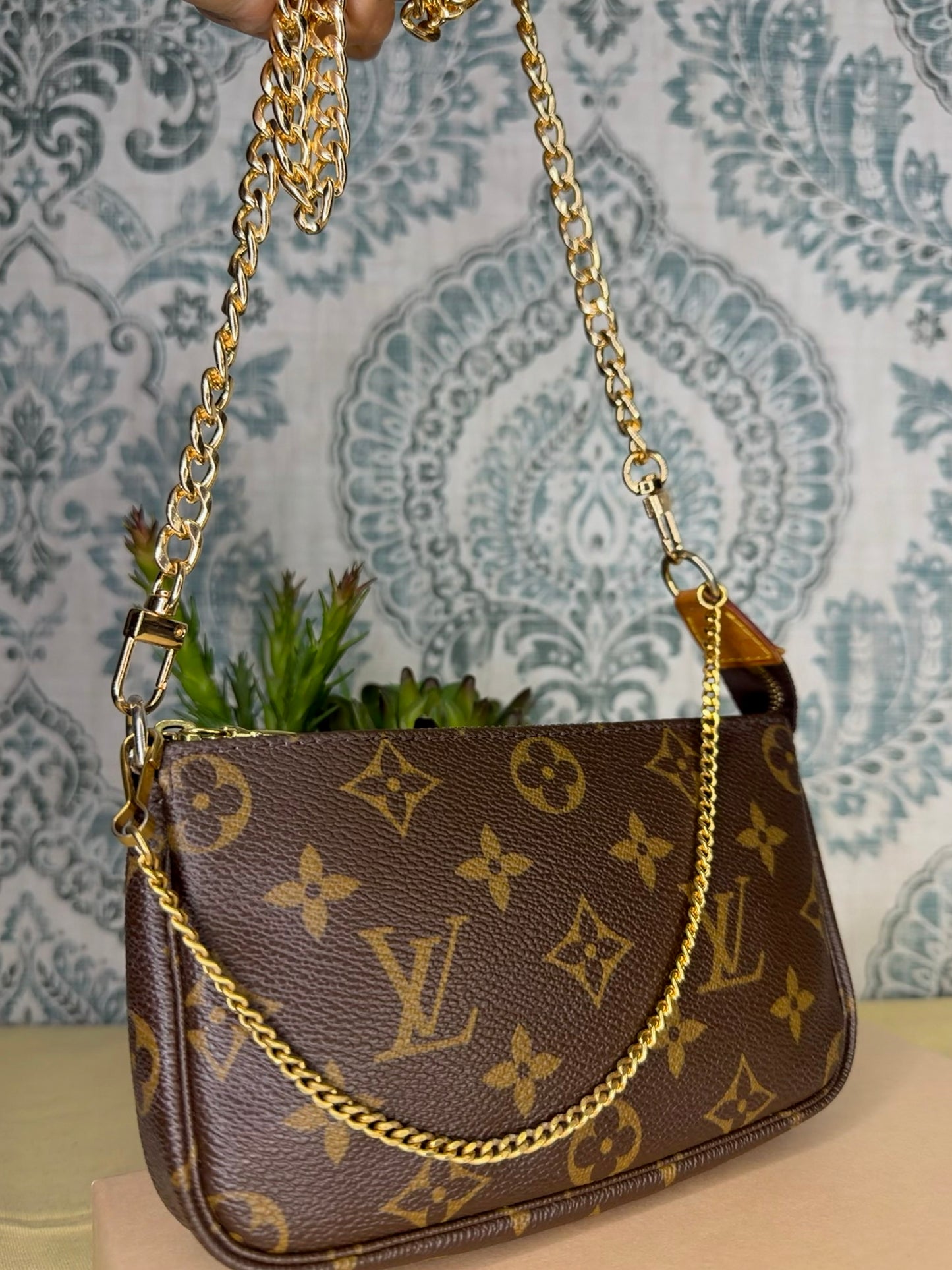 Louis Vuitton Monogram Bucket Pochette #1