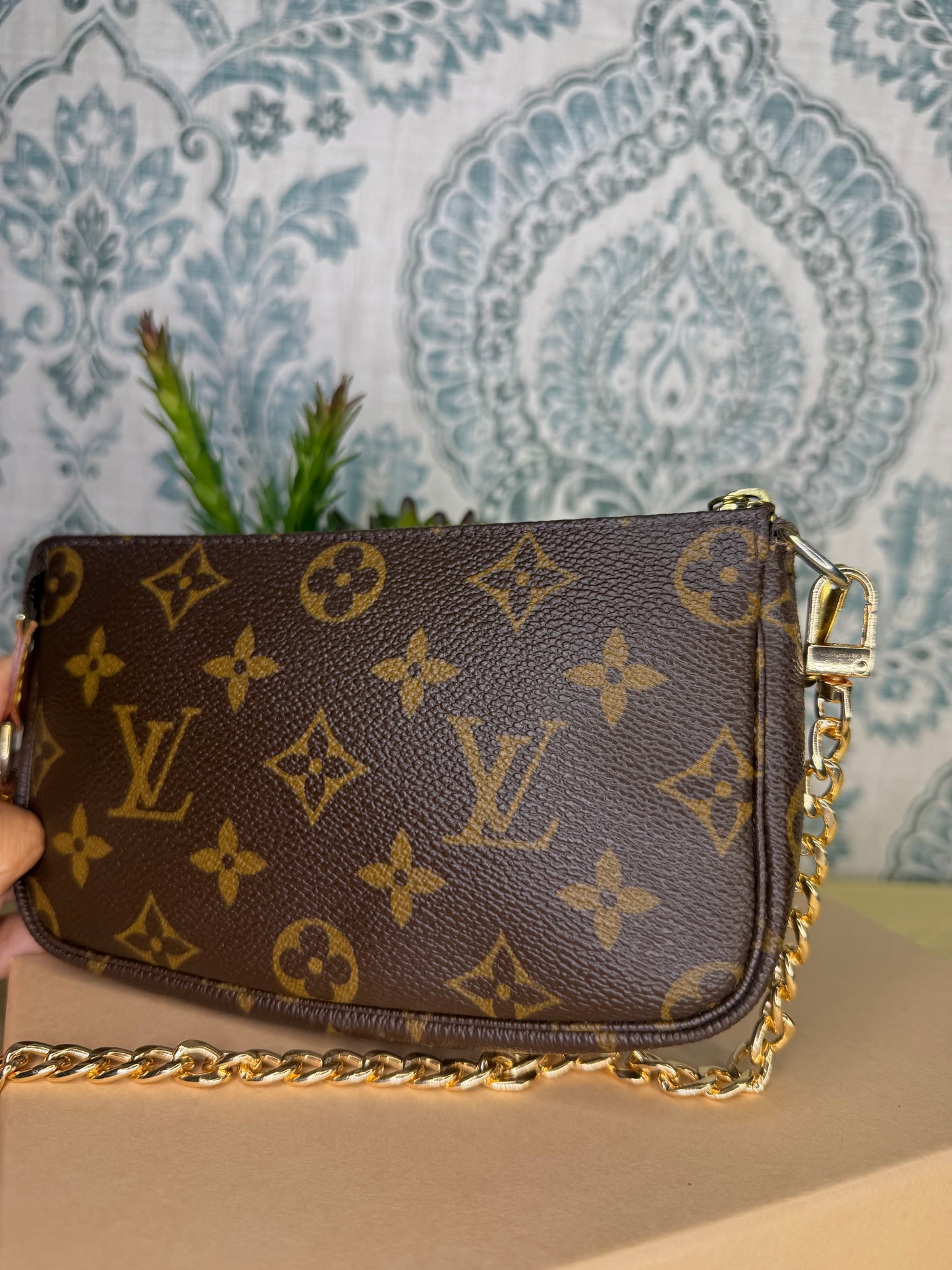 Louis Vuitton Monogram Bucket Pochette #1