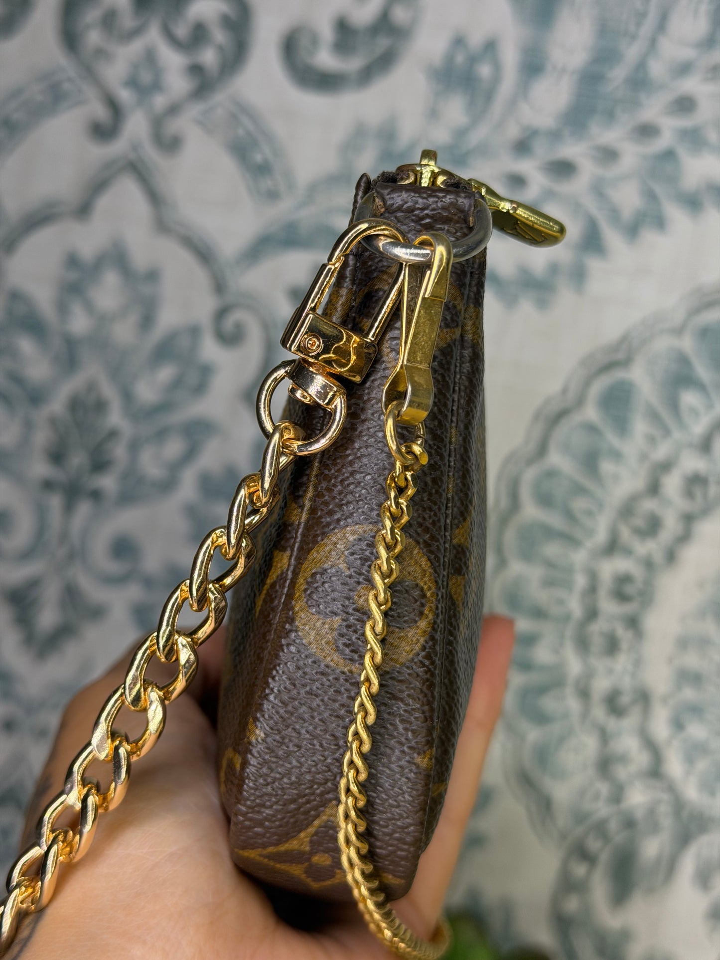 Louis Vuitton Monogram Bucket Pochette #1