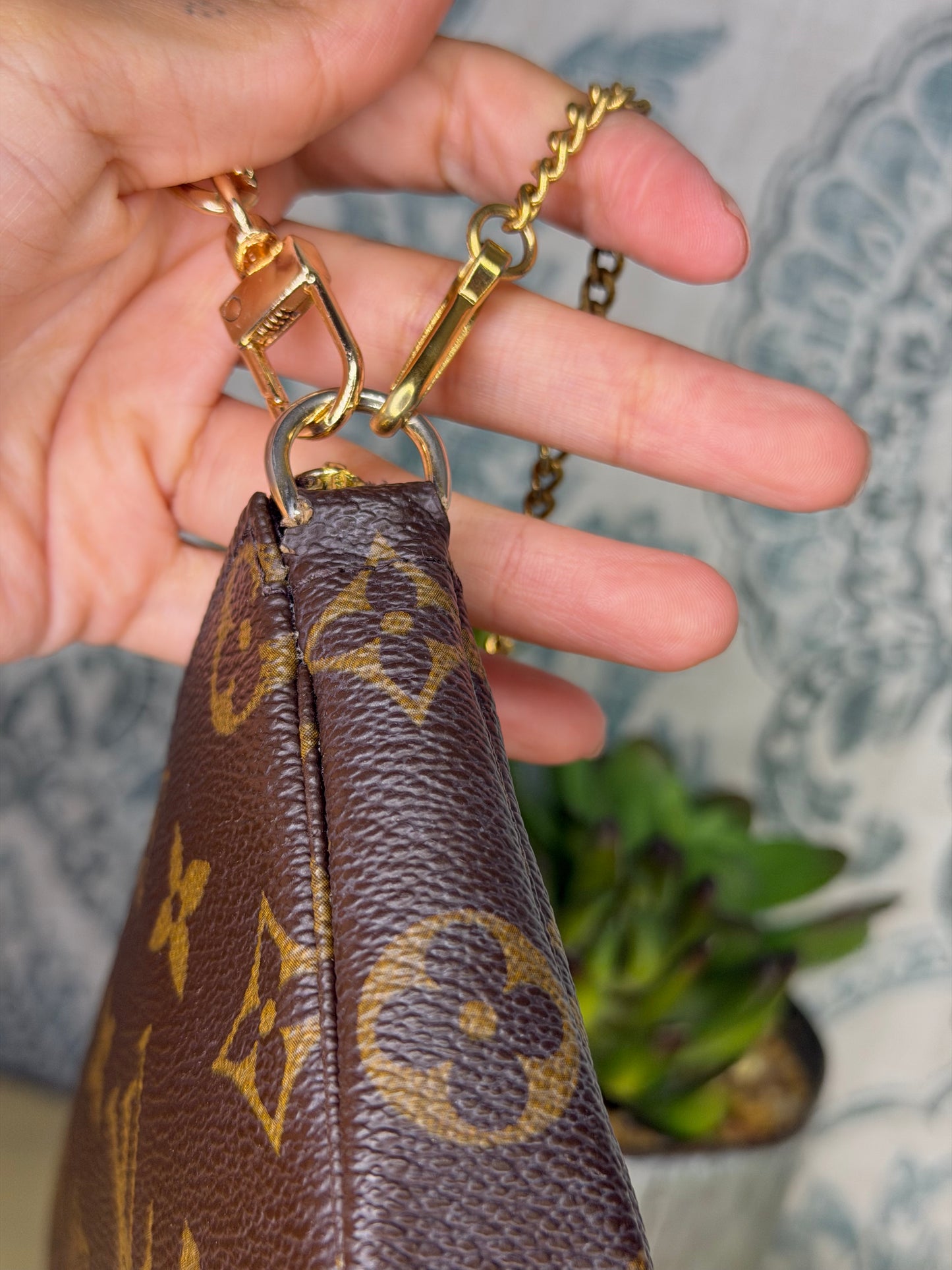 Louis Vuitton Monogram Bucket Pochette #1