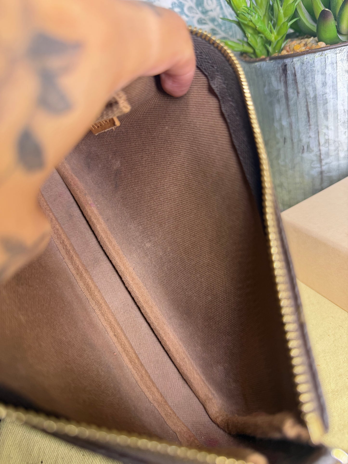 Louis Vuitton Monogram Bucket Pochette #1