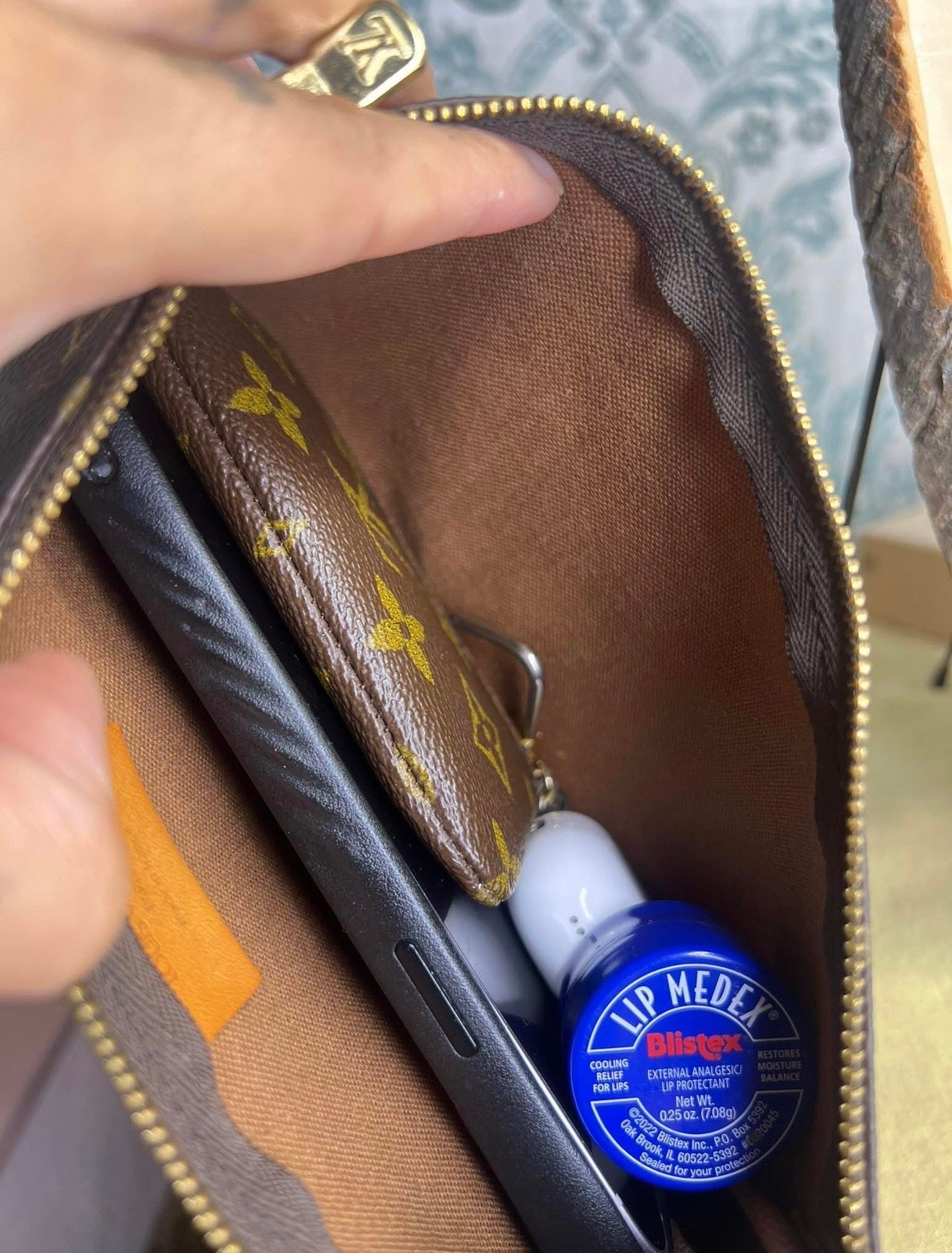 Louis Vuitton Sac Shopping Pouch #2