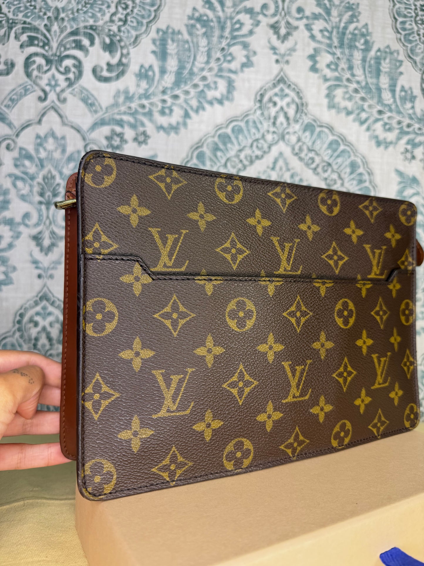 Louis Vuitton Pochette Homme Clutch