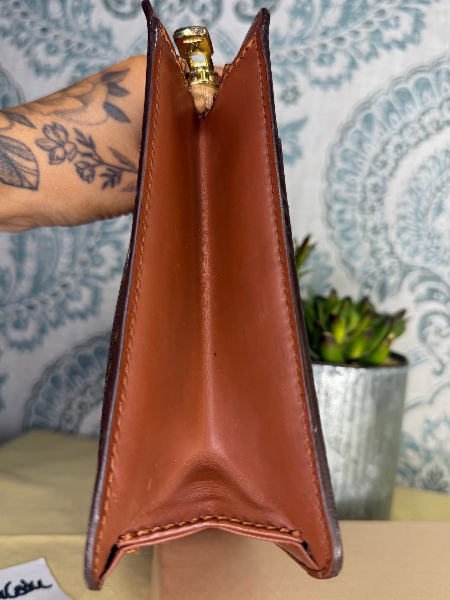 Louis Vuitton Pochette Homme Clutch