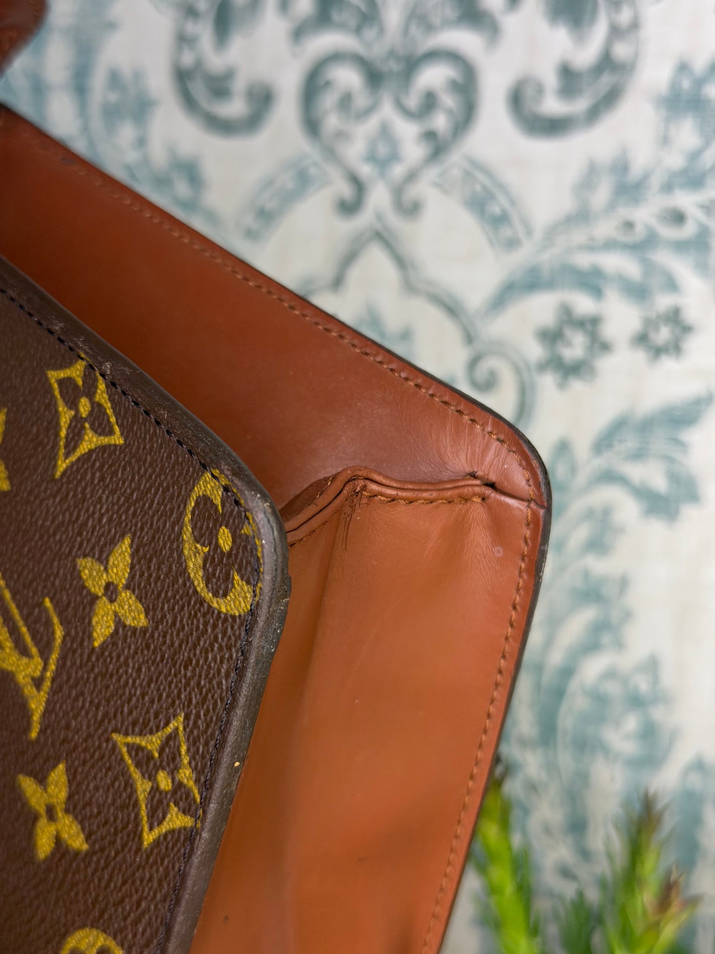 Louis Vuitton Pochette Homme Clutch