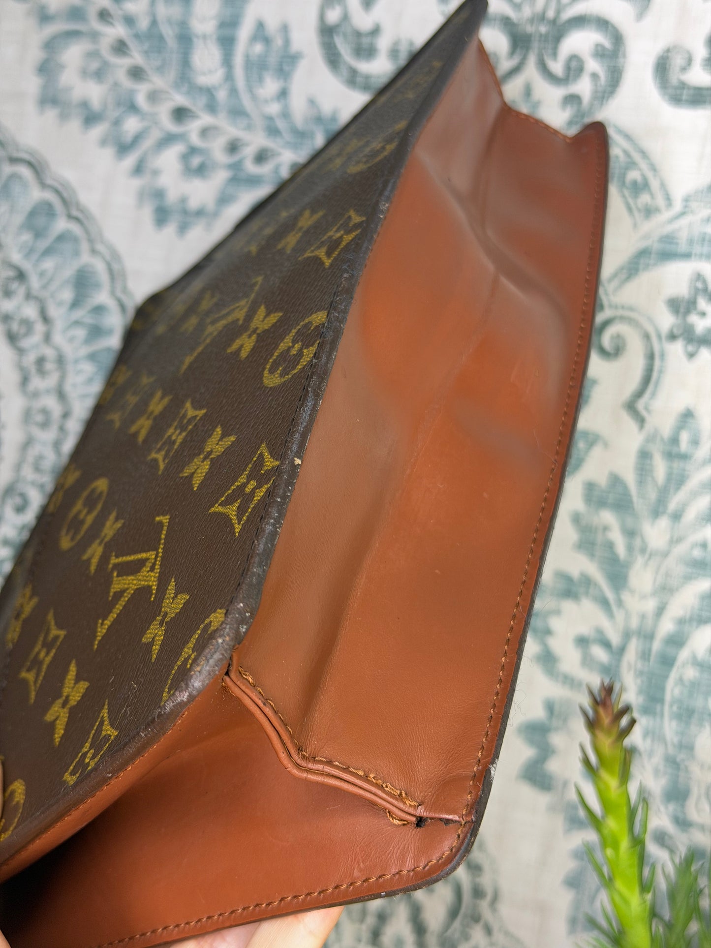 Louis Vuitton Pochette Homme Clutch