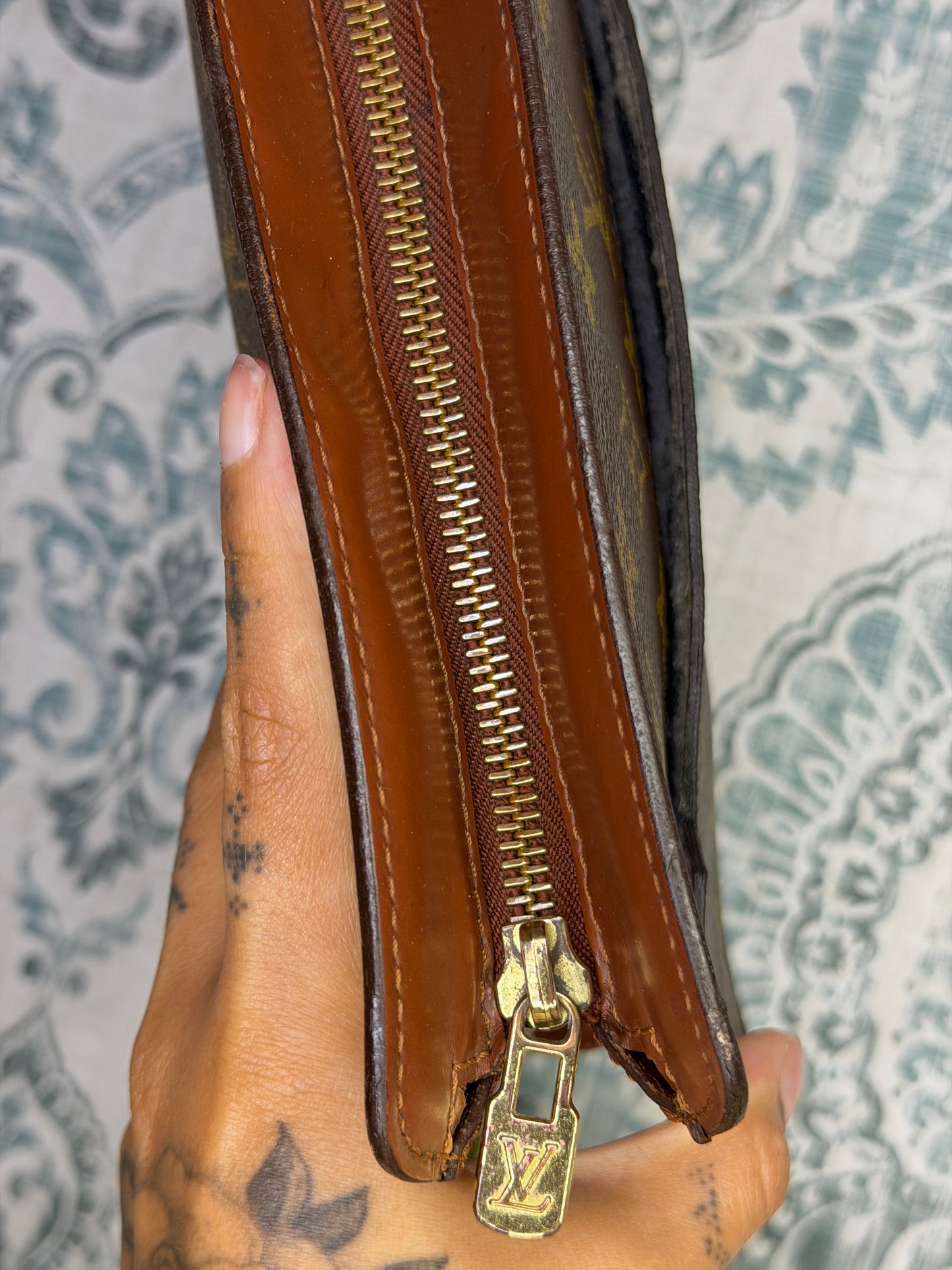 Louis Vuitton Pochette Homme Clutch
