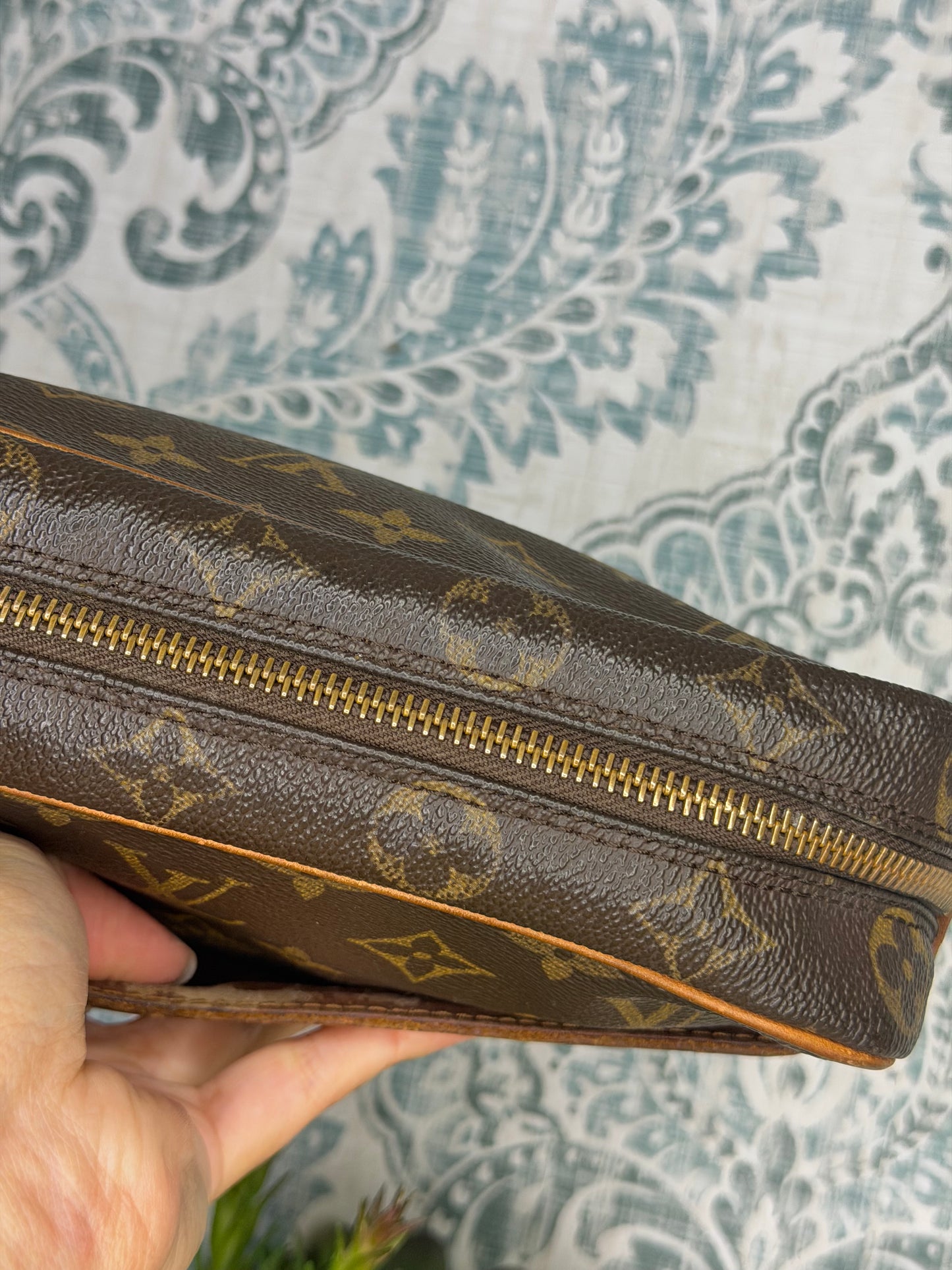 Louis Vuitton Compiegne 23