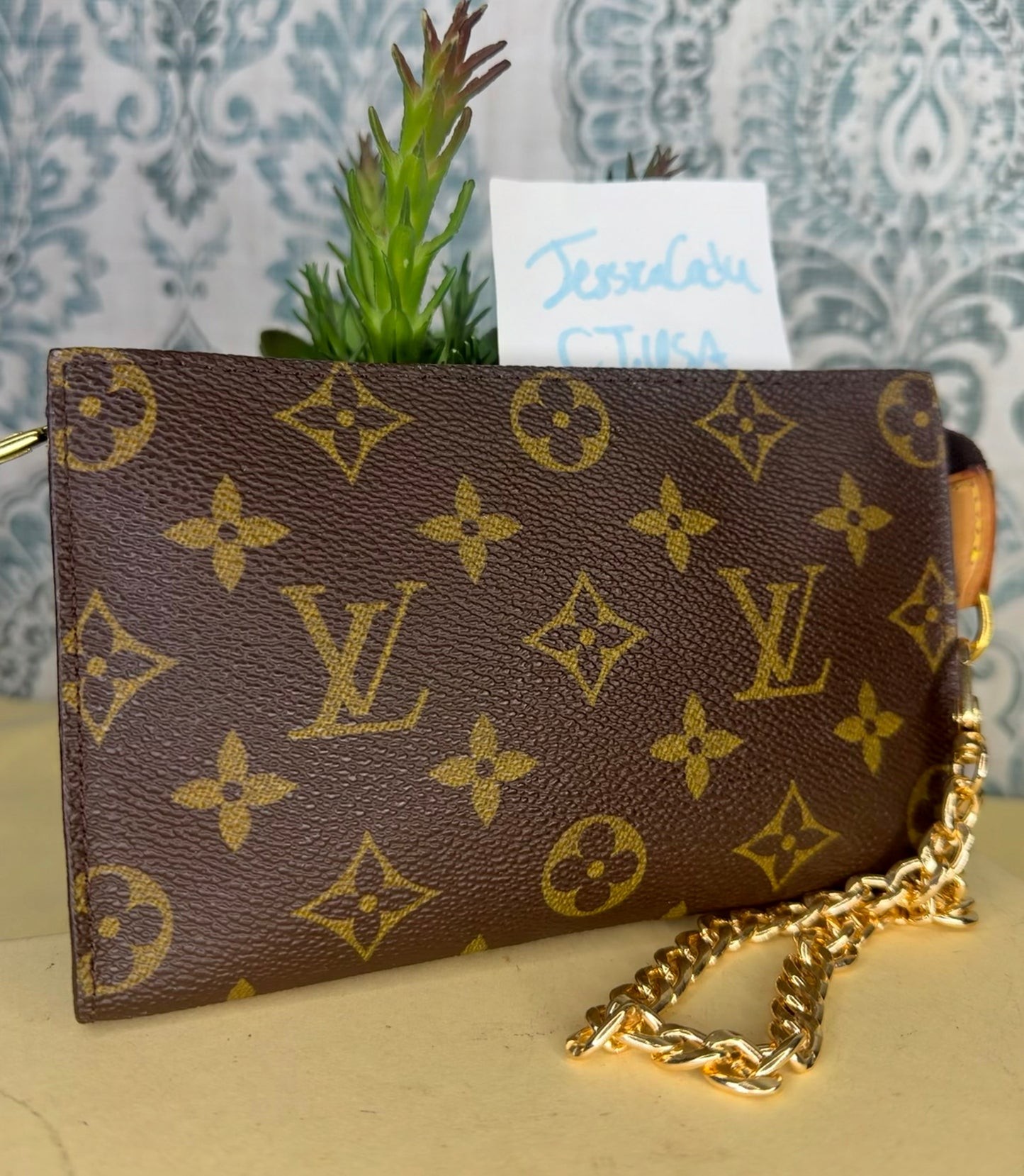 Louis Vuitton Monogram Bucket PM Pochette