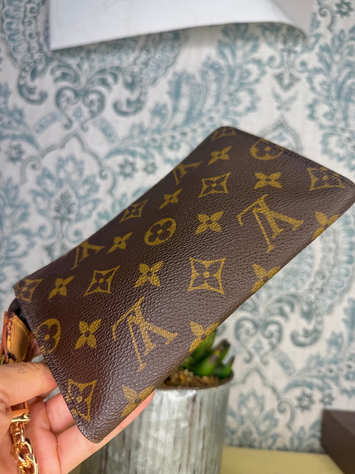 Louis Vuitton Monogram Bucket PM Pochette