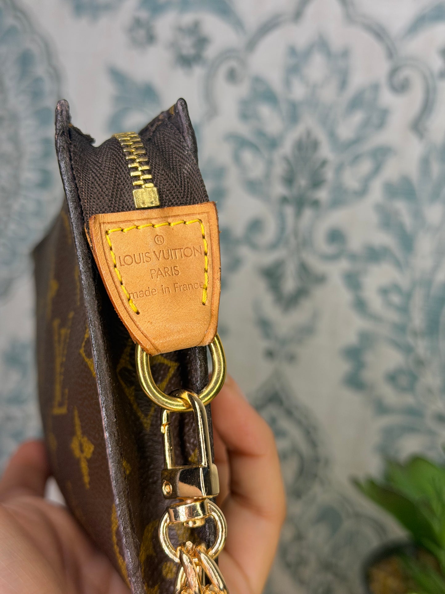 Louis Vuitton Monogram Bucket PM Pochette