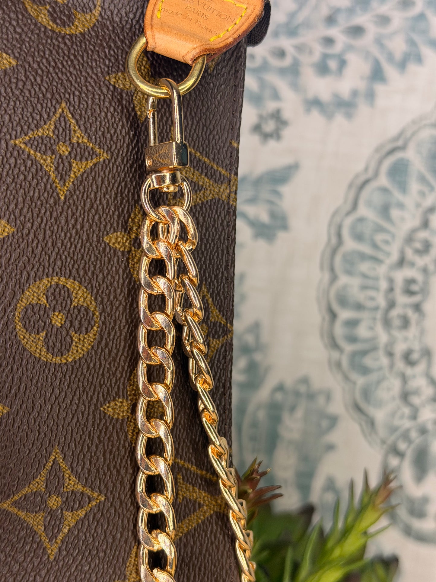 Louis Vuitton Monogram Bucket PM Pochette