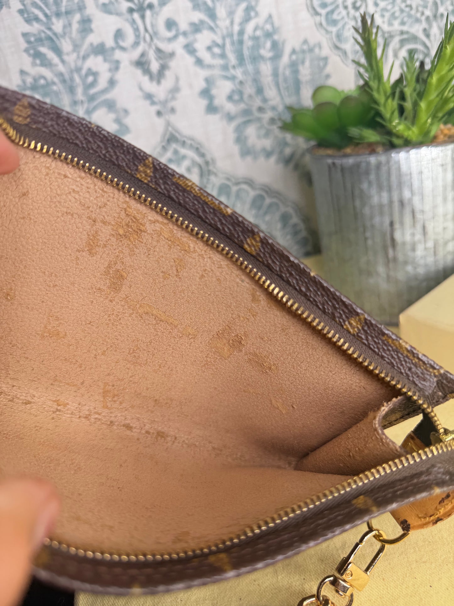 Louis Vuitton Monogram Bucket GM Pochette #1A