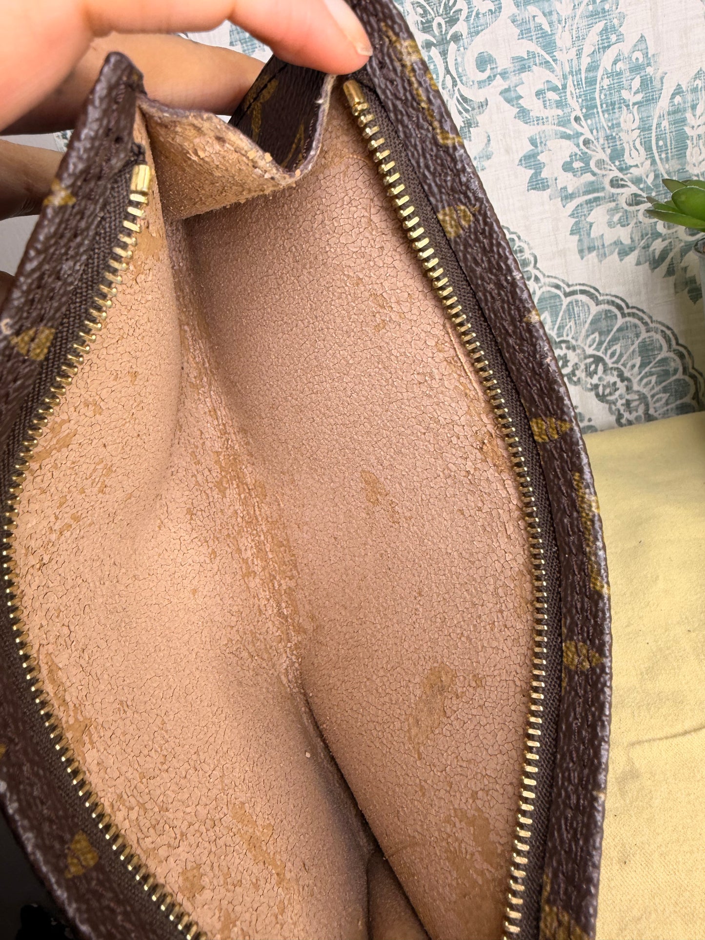 Louis Vuitton Monogram Bucket GM Pochette #1