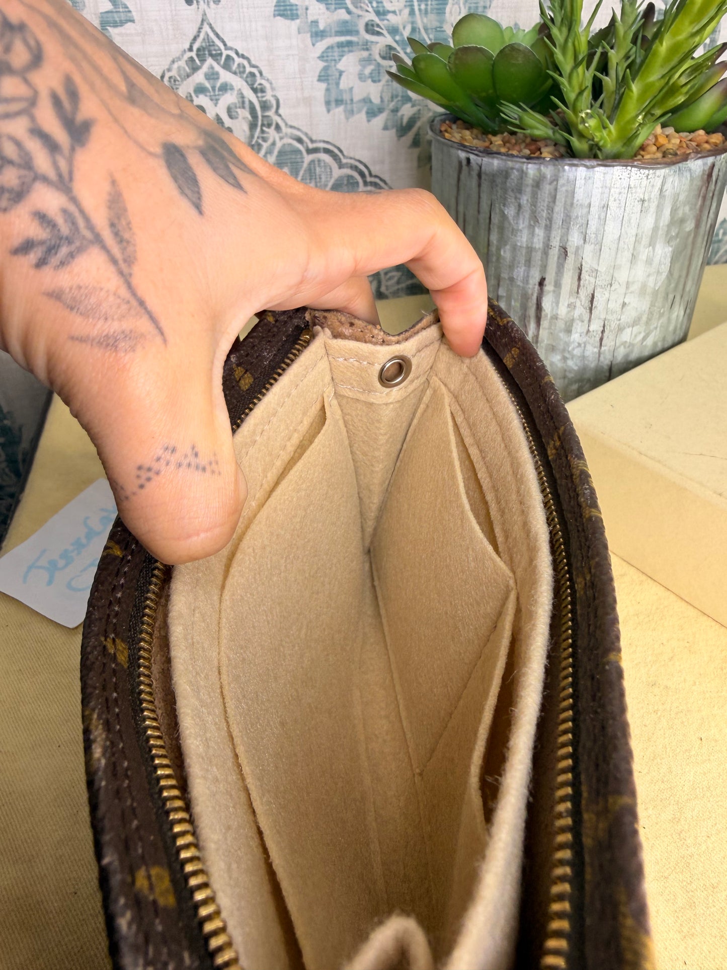 Louis Vuitton Monogram Bucket GM Pochette #1