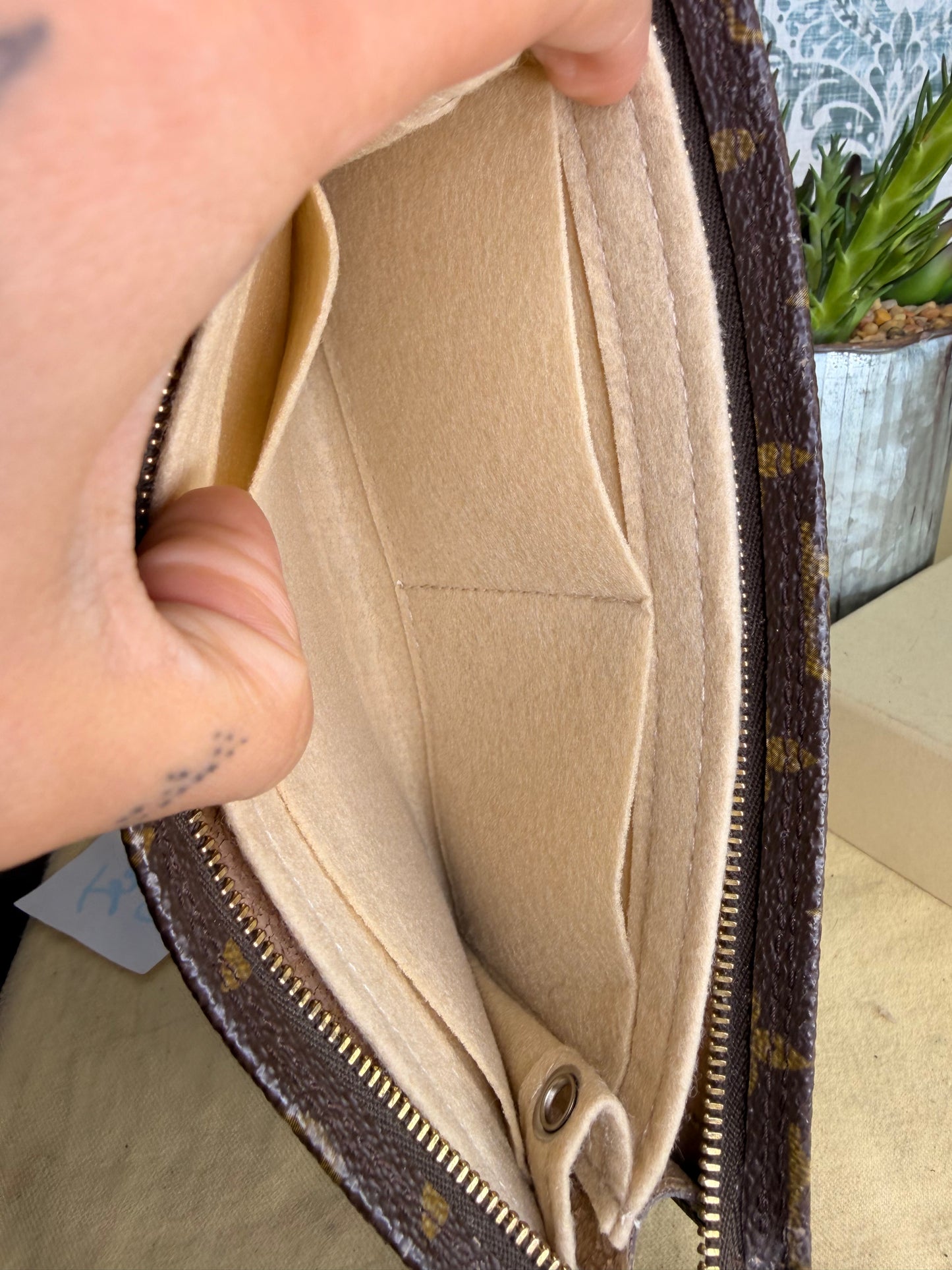 Louis Vuitton Monogram Bucket GM Pochette #1