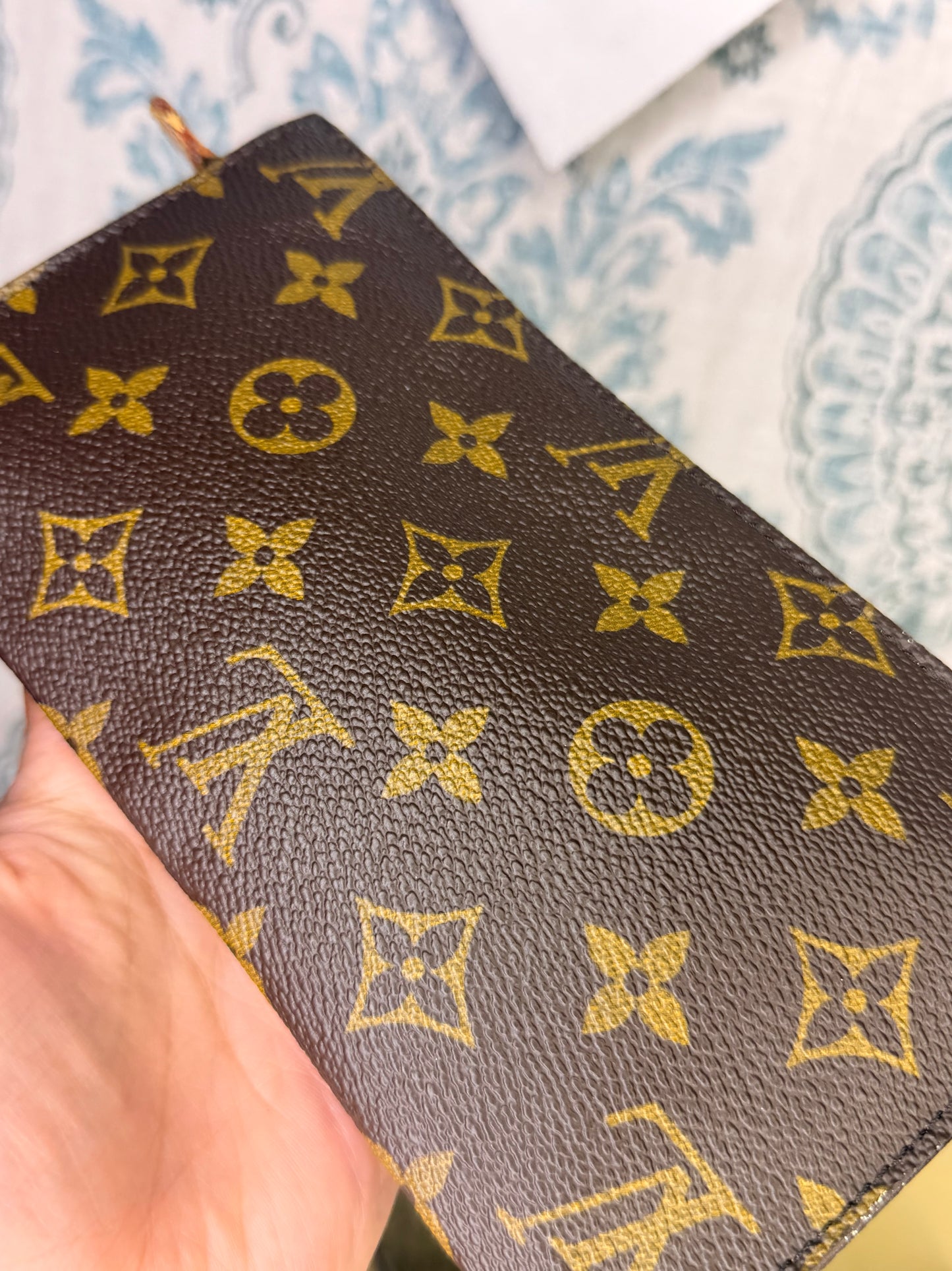 Louis Vuitton Monogram Bucket GM Pochette