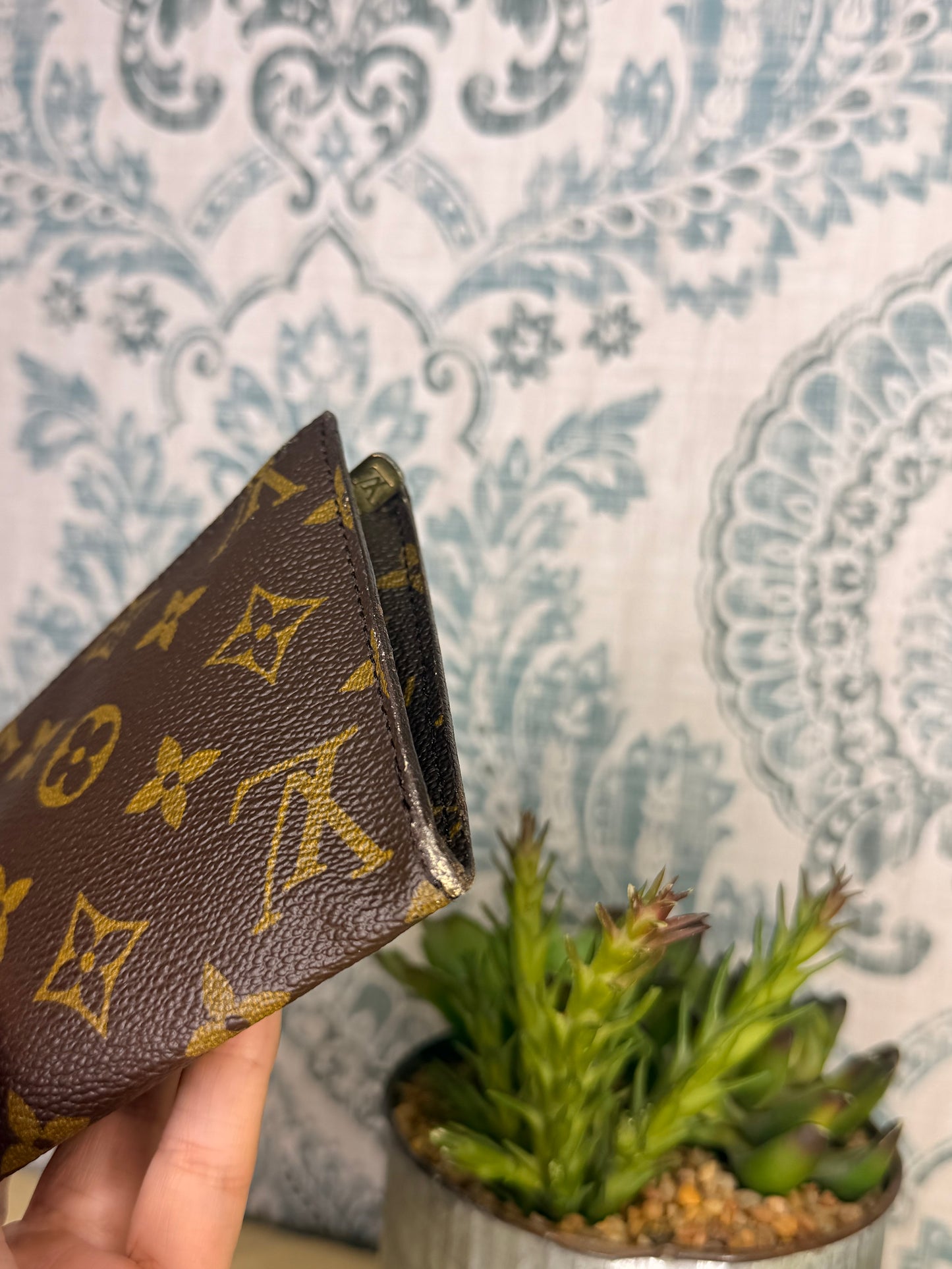 Louis Vuitton Monogram Bucket GM Pochette
